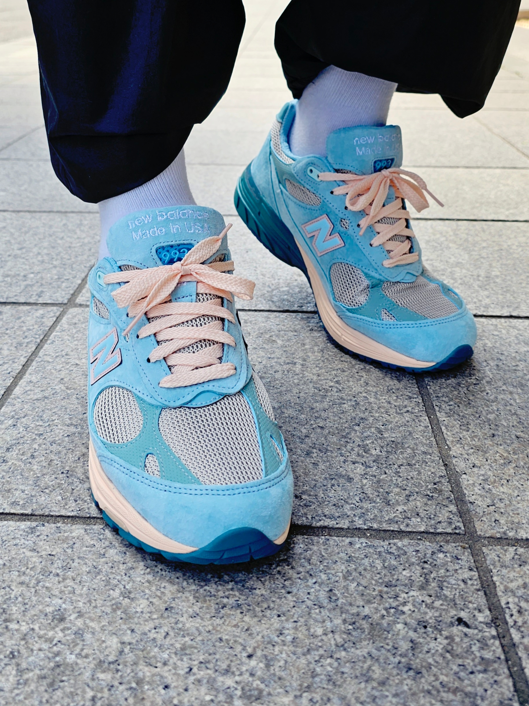 New Balance x Joe Freshgoods 993 Made in USA Arctic Blue 착용 스타일 - 2