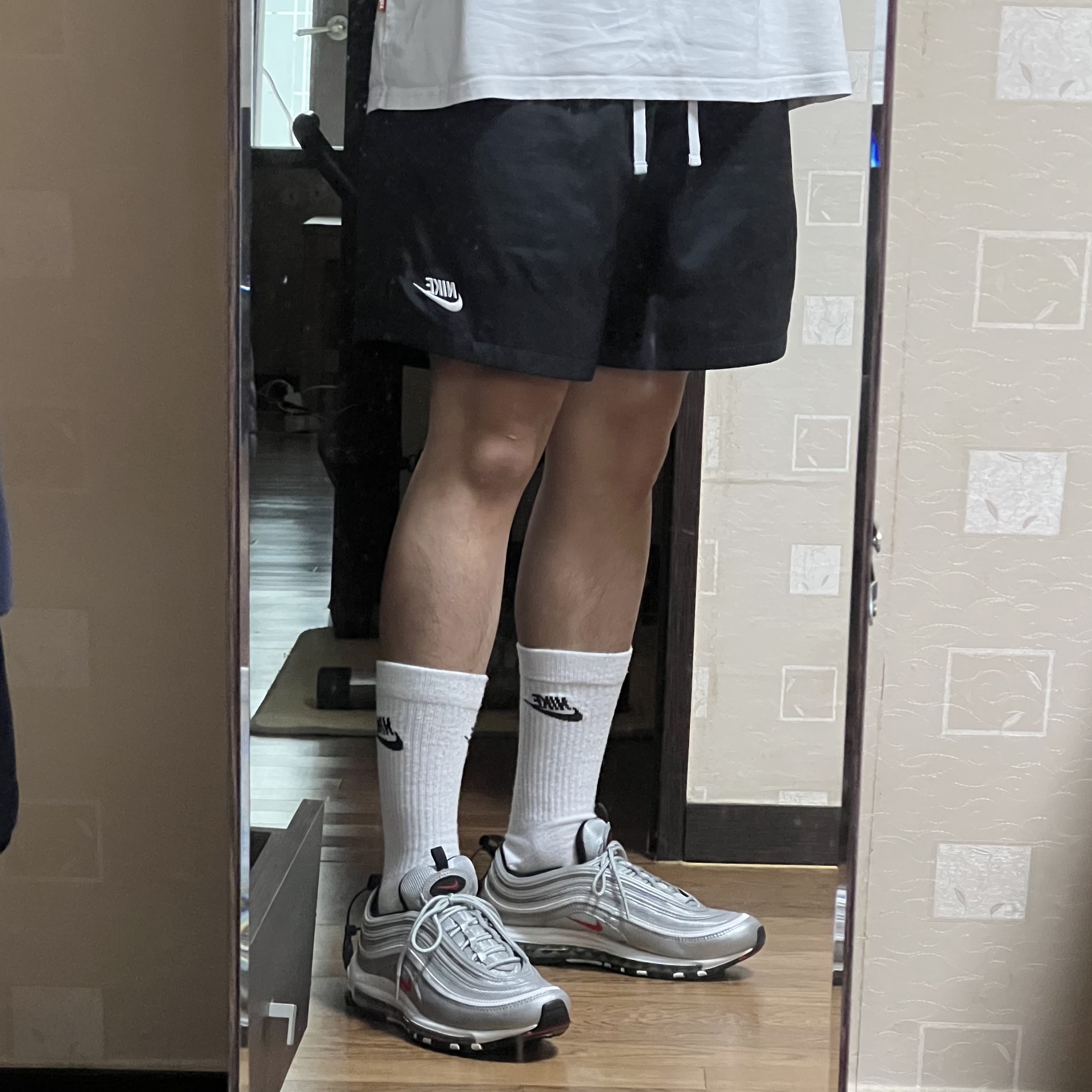 Nike Air Max 97 OG Silver Bullet 2022 착용 스타일