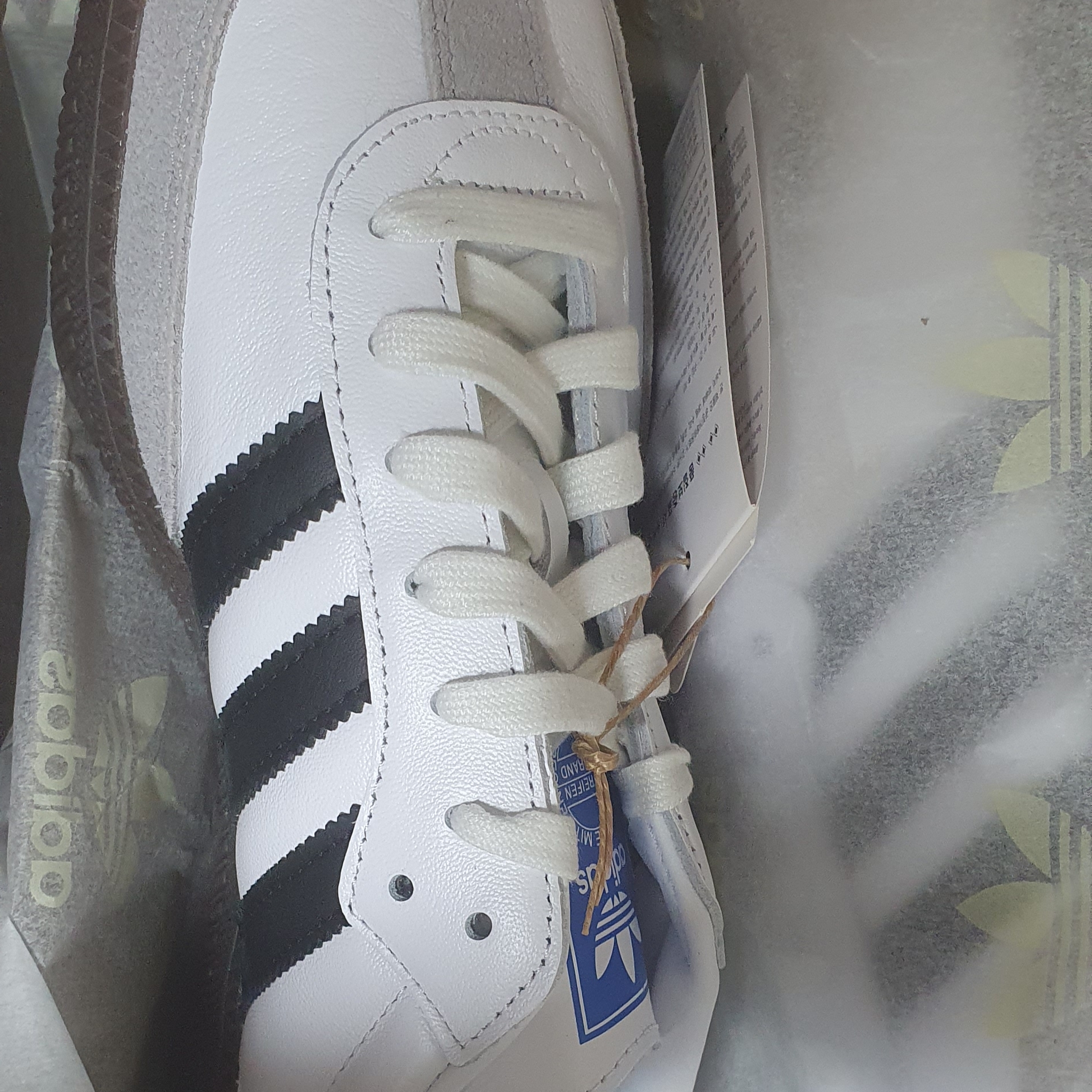 Adidas Samba Vegan White Black 착용 스타일