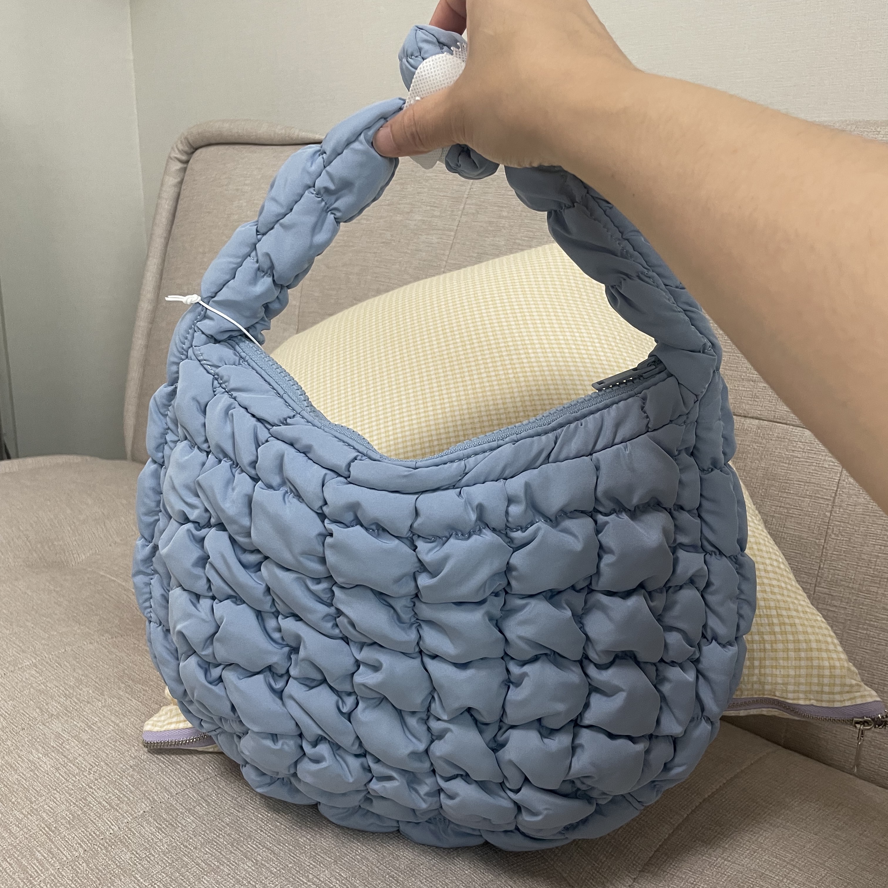 COS Quilted Mini Bag Light Blue 착용 스타일