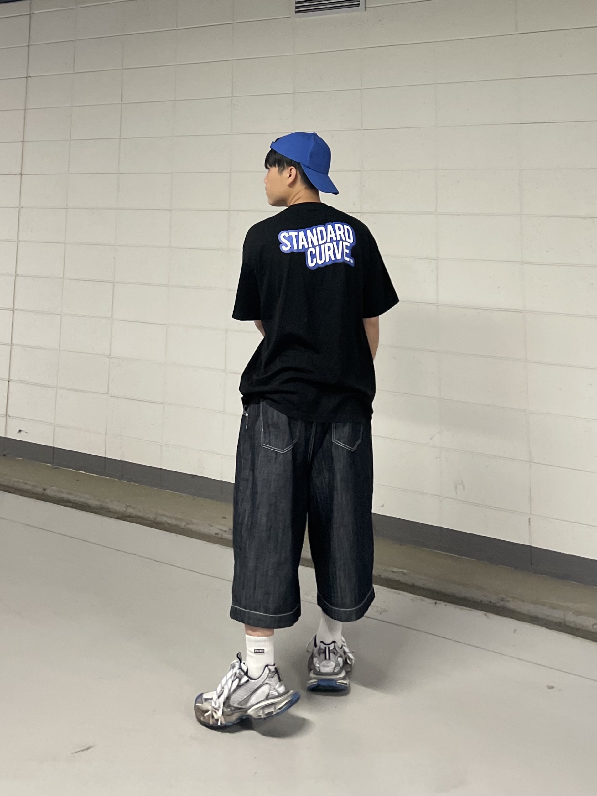 Balenciaga 3XL Sneakers Worn Out Grey White Blue 착용 스타일 - 2