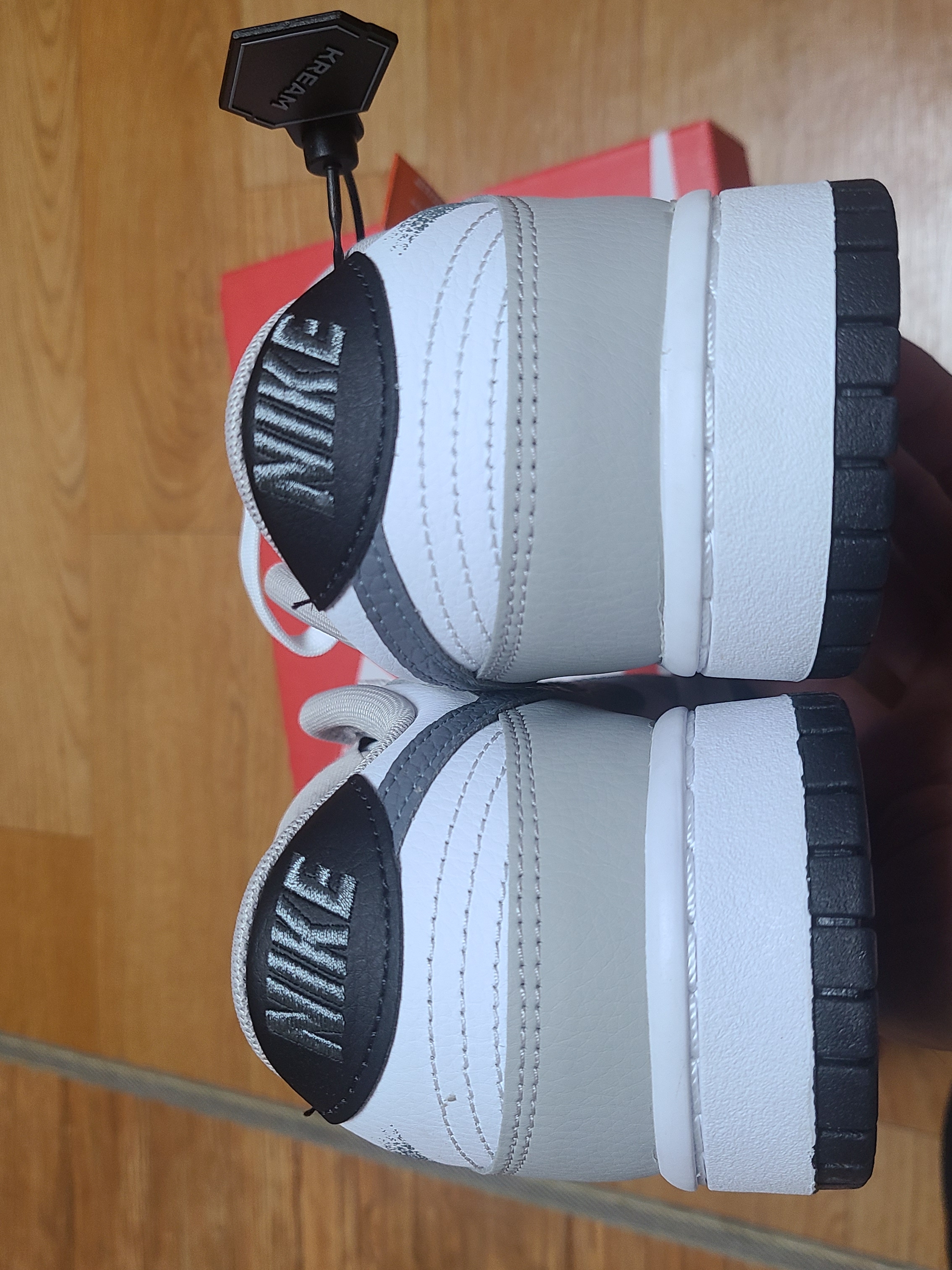 Nike Dunk Low Cool Grey White 착용 스타일 - 5