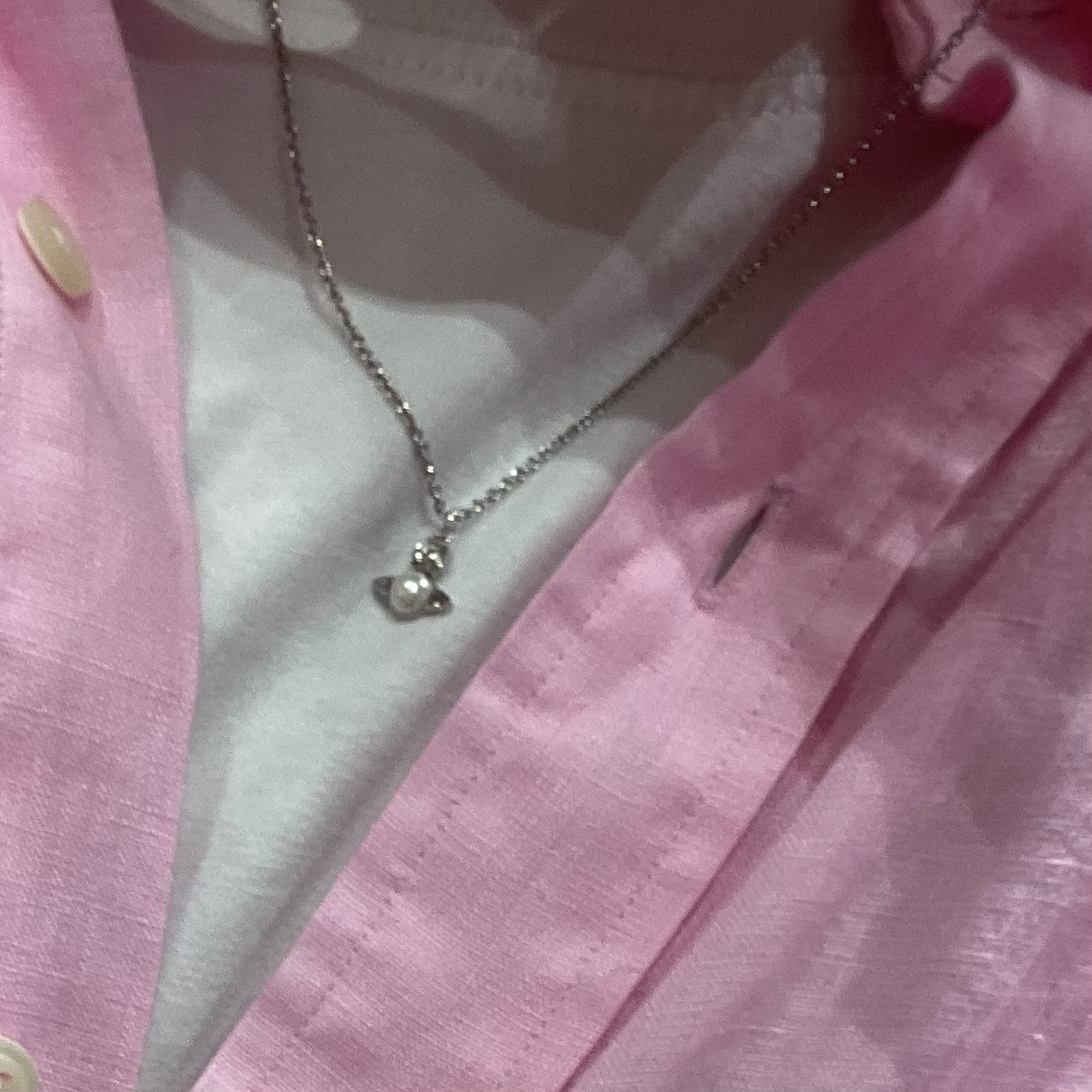 Vivienne Westwood Balbina Pearl Pendant Silver 착용 스타일