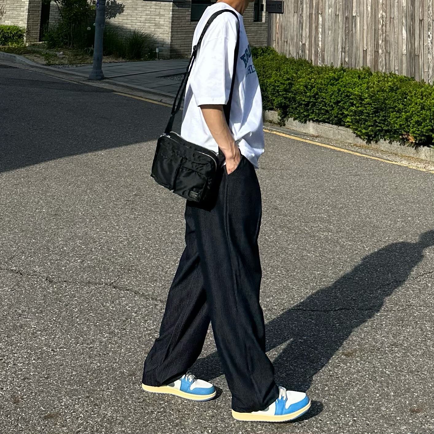 Jordan 1 Low SE Tokyo 96 착용 스타일 - 5