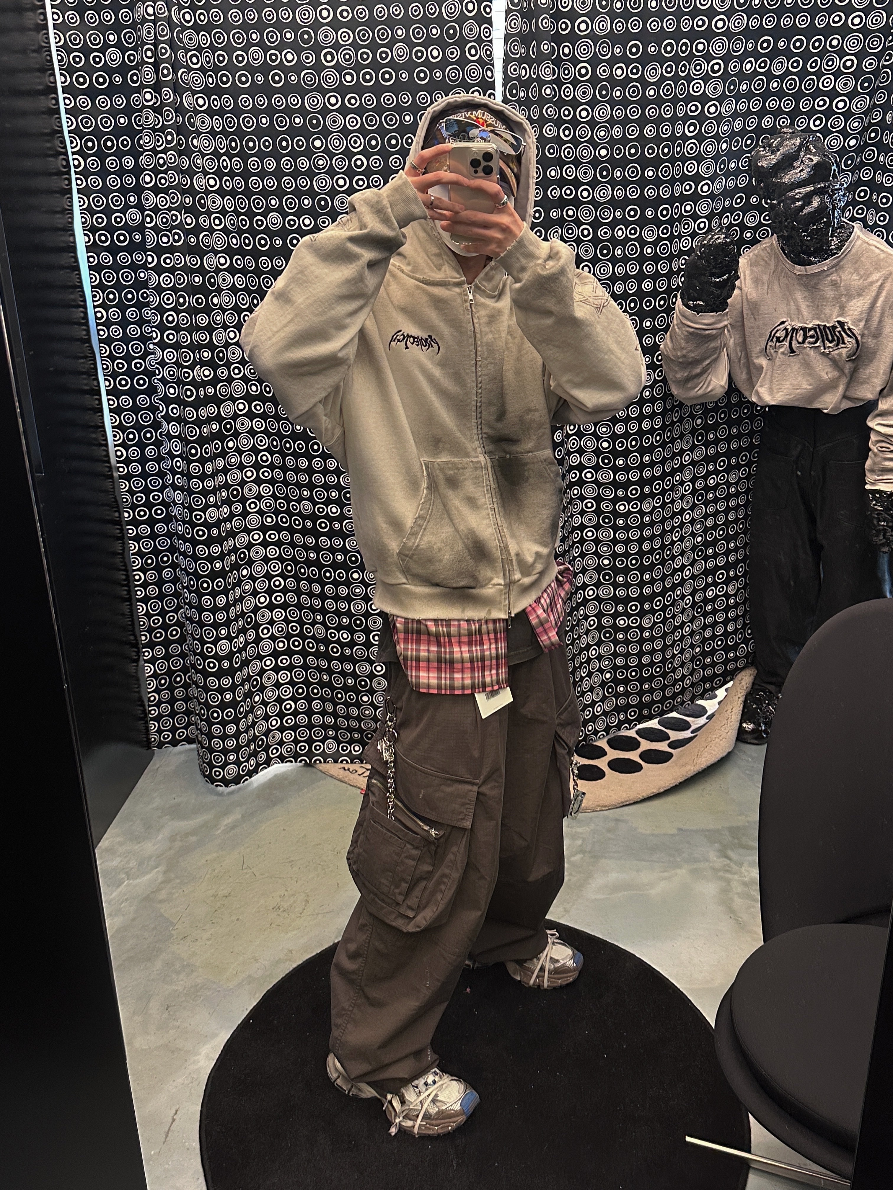 Project G/R Furious Logo Applique Zip Hoodie Grey - 10 Corso Como Exclusive, Balenciaga 3XL Sneakers Worn Out Grey White Blue 착용 스타일 - 1
