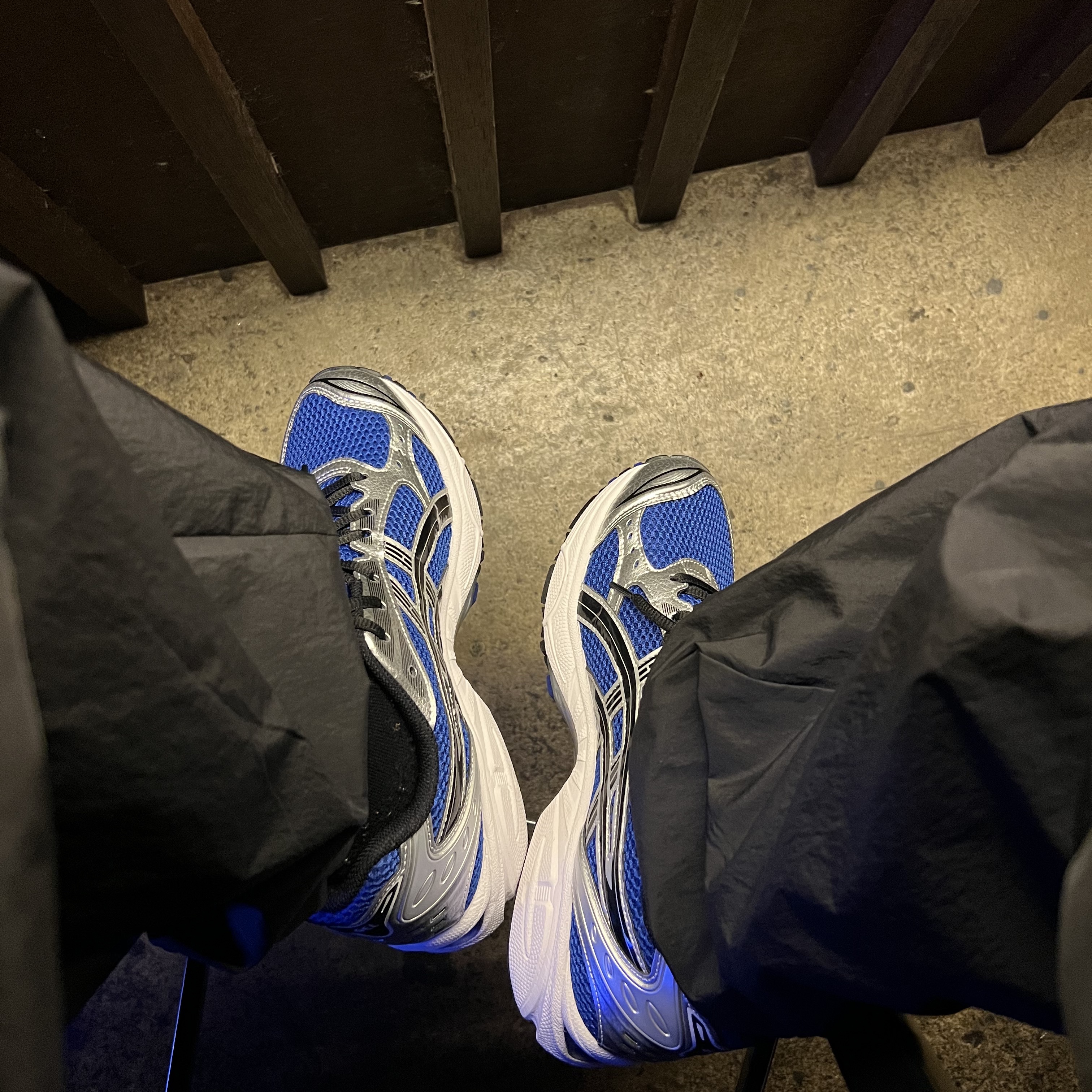 Asics Gel-Kayano 14 Monaco Blue Black 착용 스타일