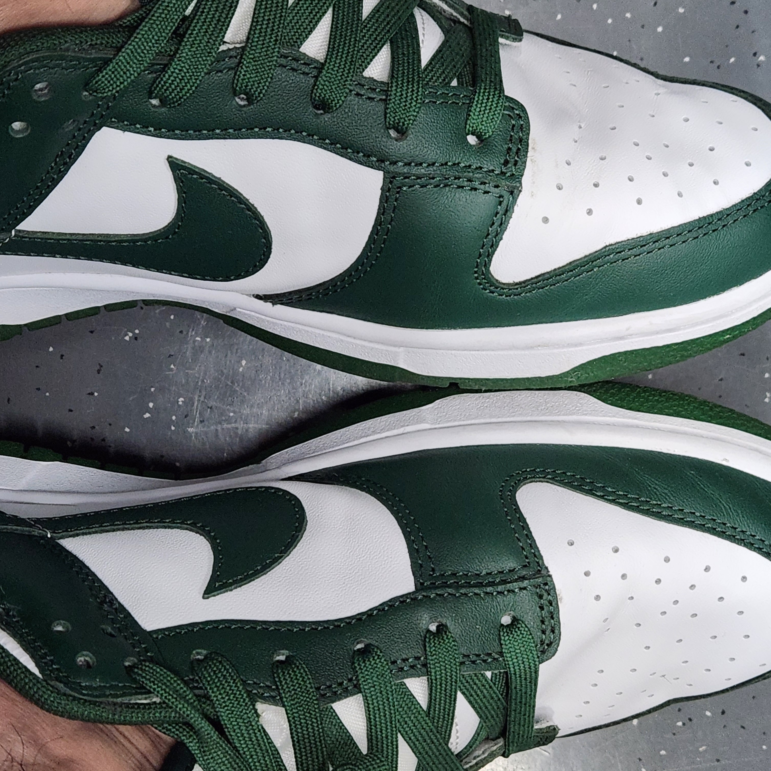 Nike Dunk Low Retro Varsity Green 착용 스타일 - 2