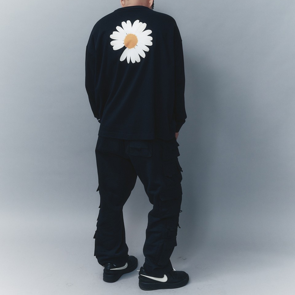 Nike x Peaceminusone Wide Pants Black (DR0096-010), Nike x Peaceminusone LS T-Shirt Black (DR0097-010) 착용 스타일 - 3