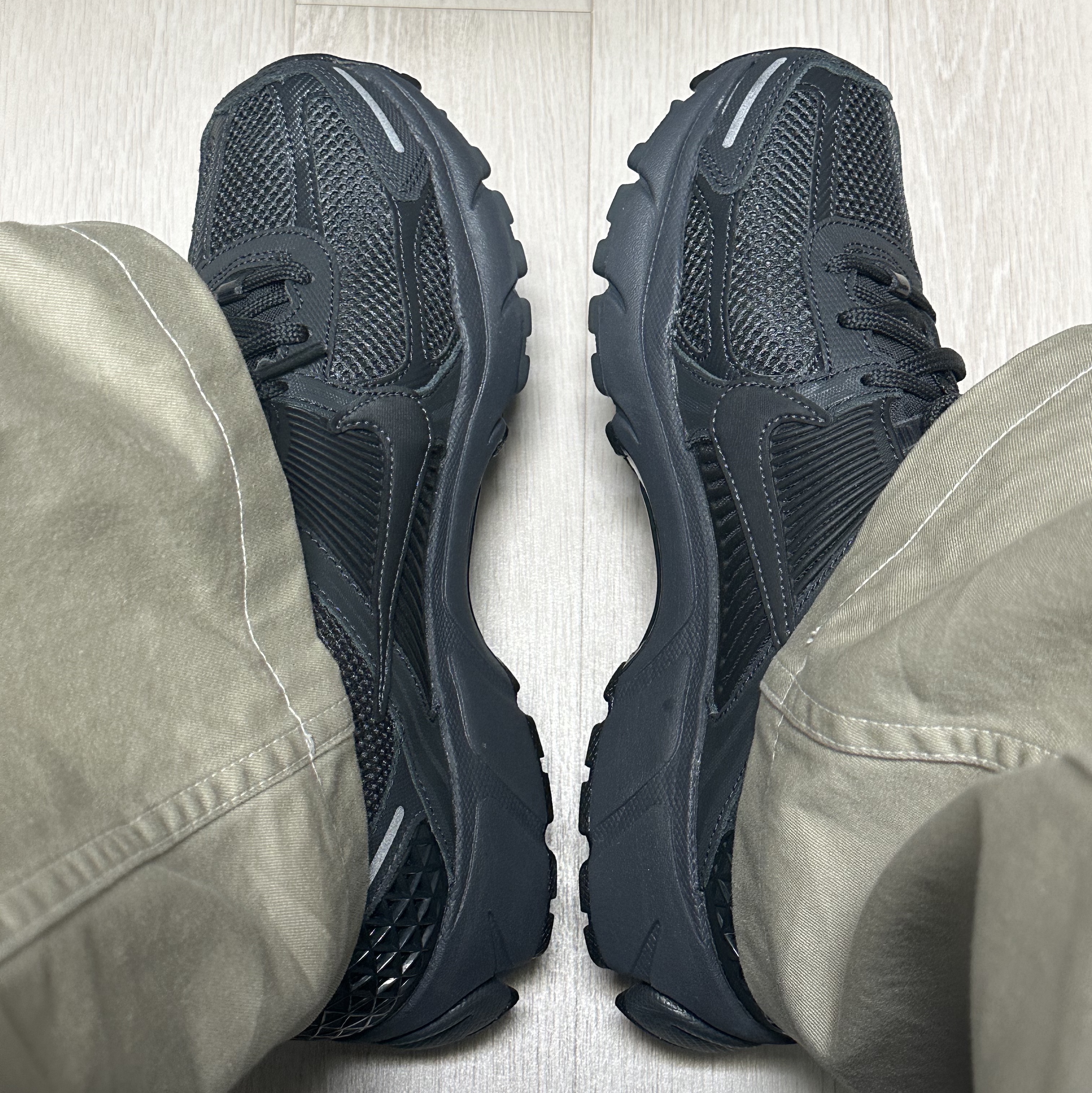 Nike Zoom Vomero 5 SP Anthracite 2023 착용 스타일