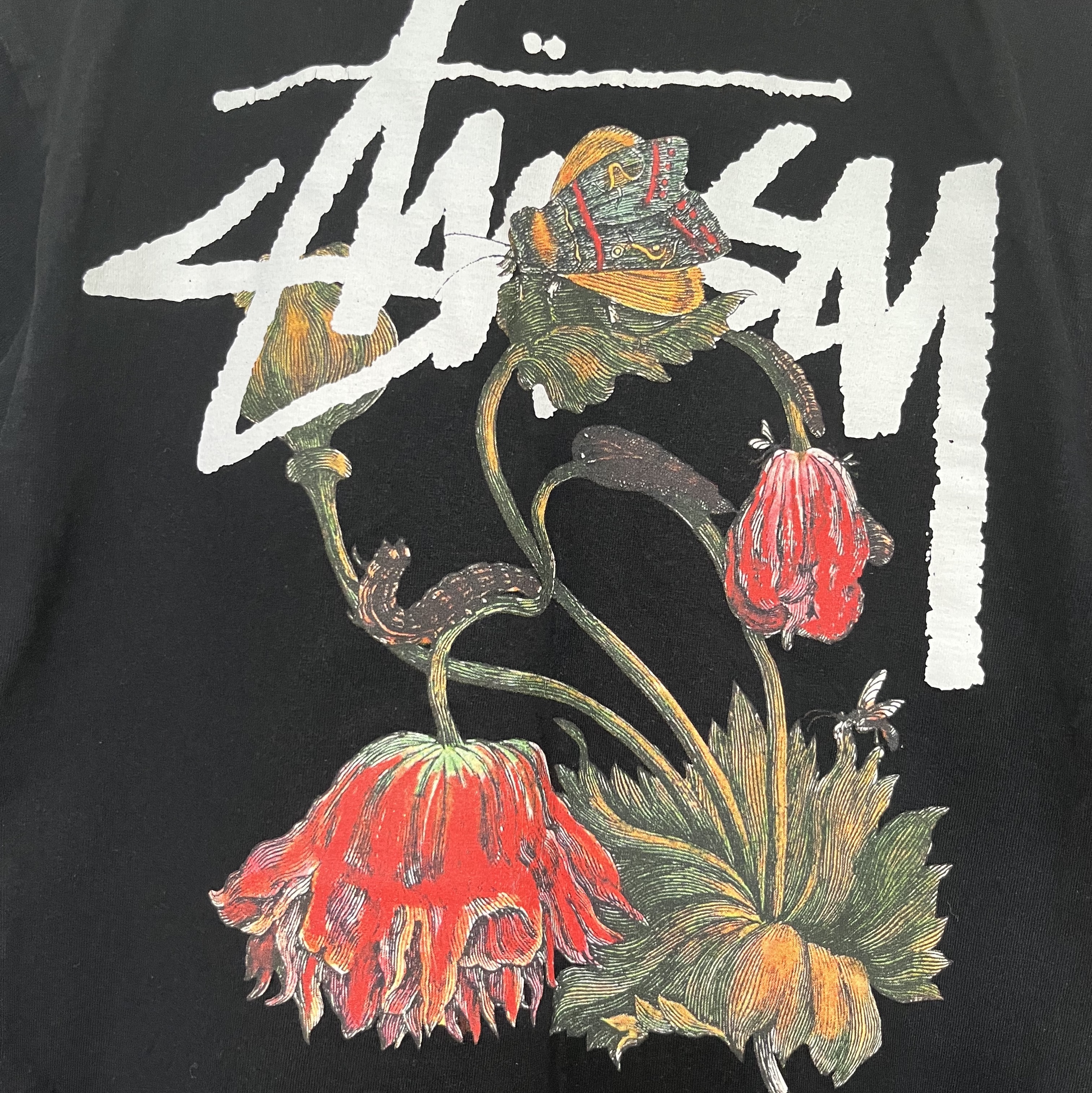 Stussy Withered Flower T-Shirt Black 착용 스타일 - 1