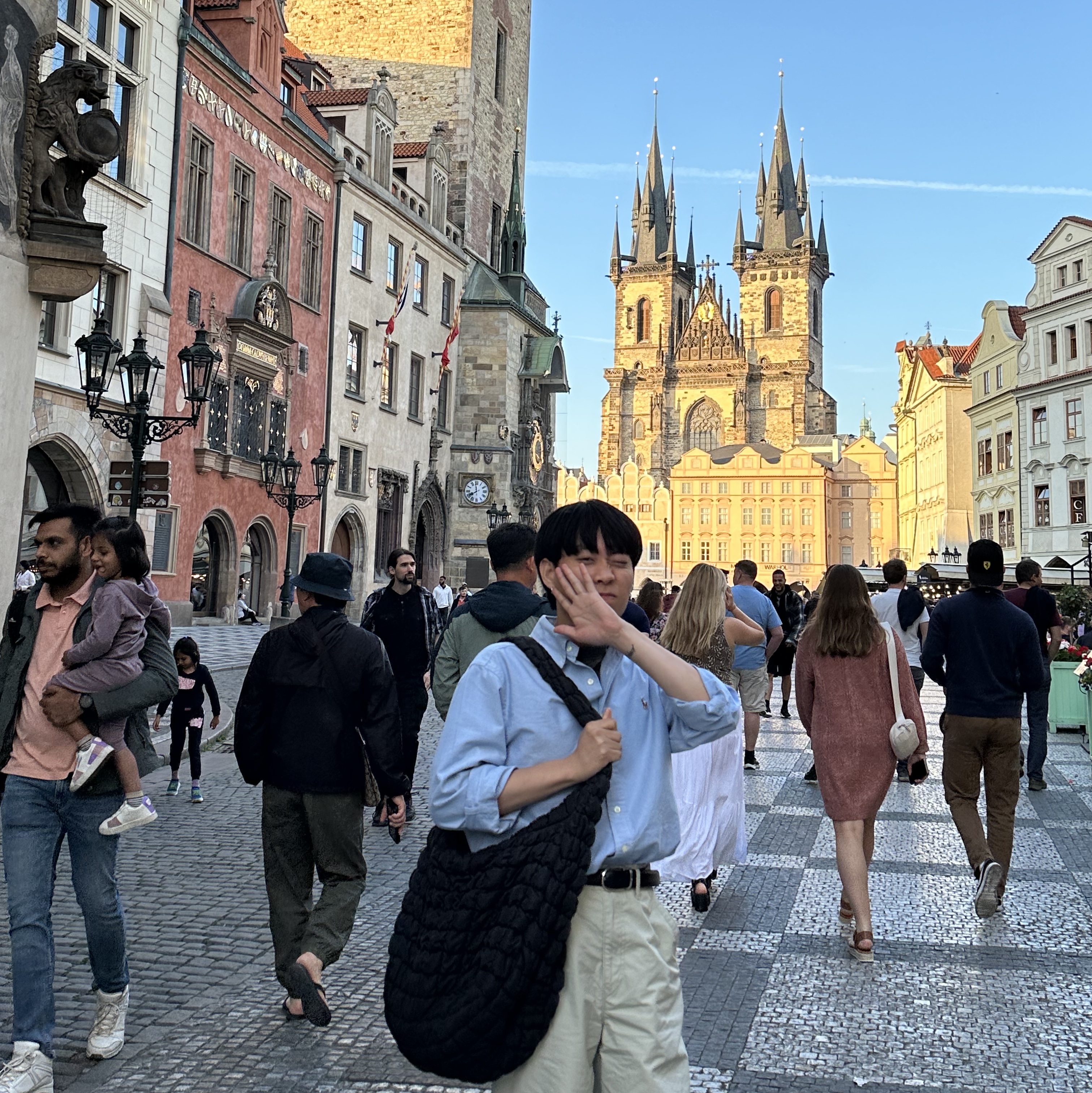 COS Quilted Oversized Shoulder Bag Black, Nike x Ambush Air Force 1 Low SP Phantom 착용 스타일