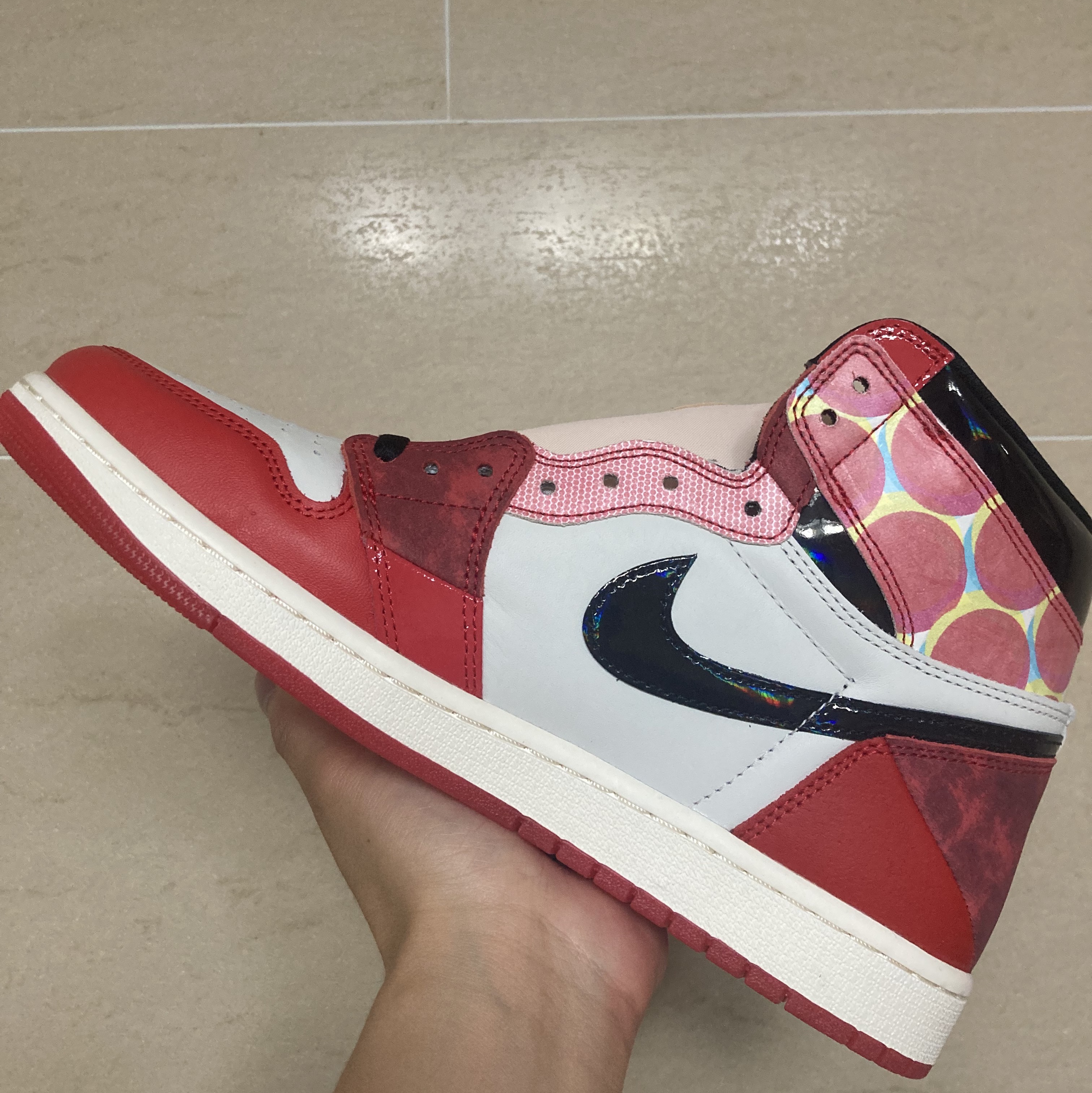 Jordan 1 Retro High Spider-Man Next Chapter 착용 스타일