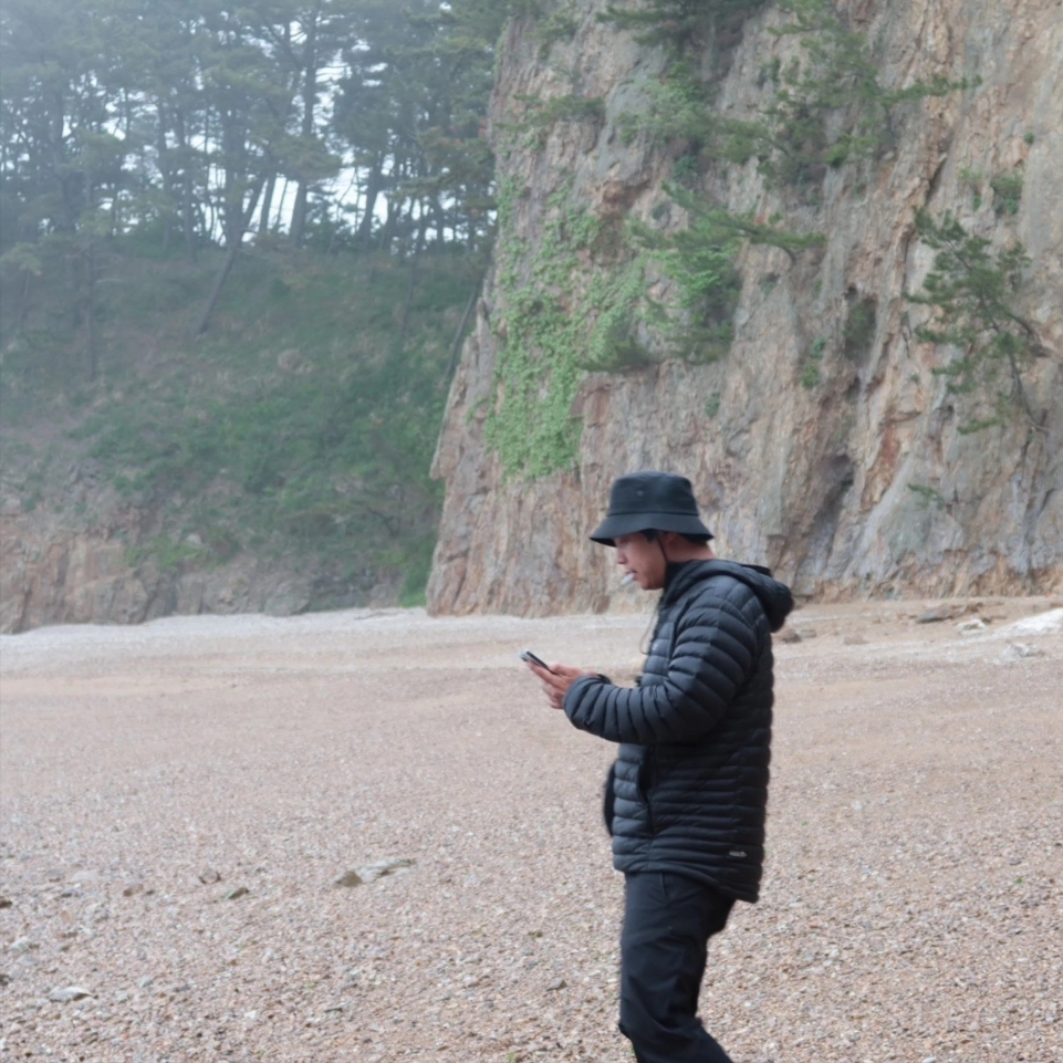 Arc'teryx Sinsolo Hat Black 착용 스타일