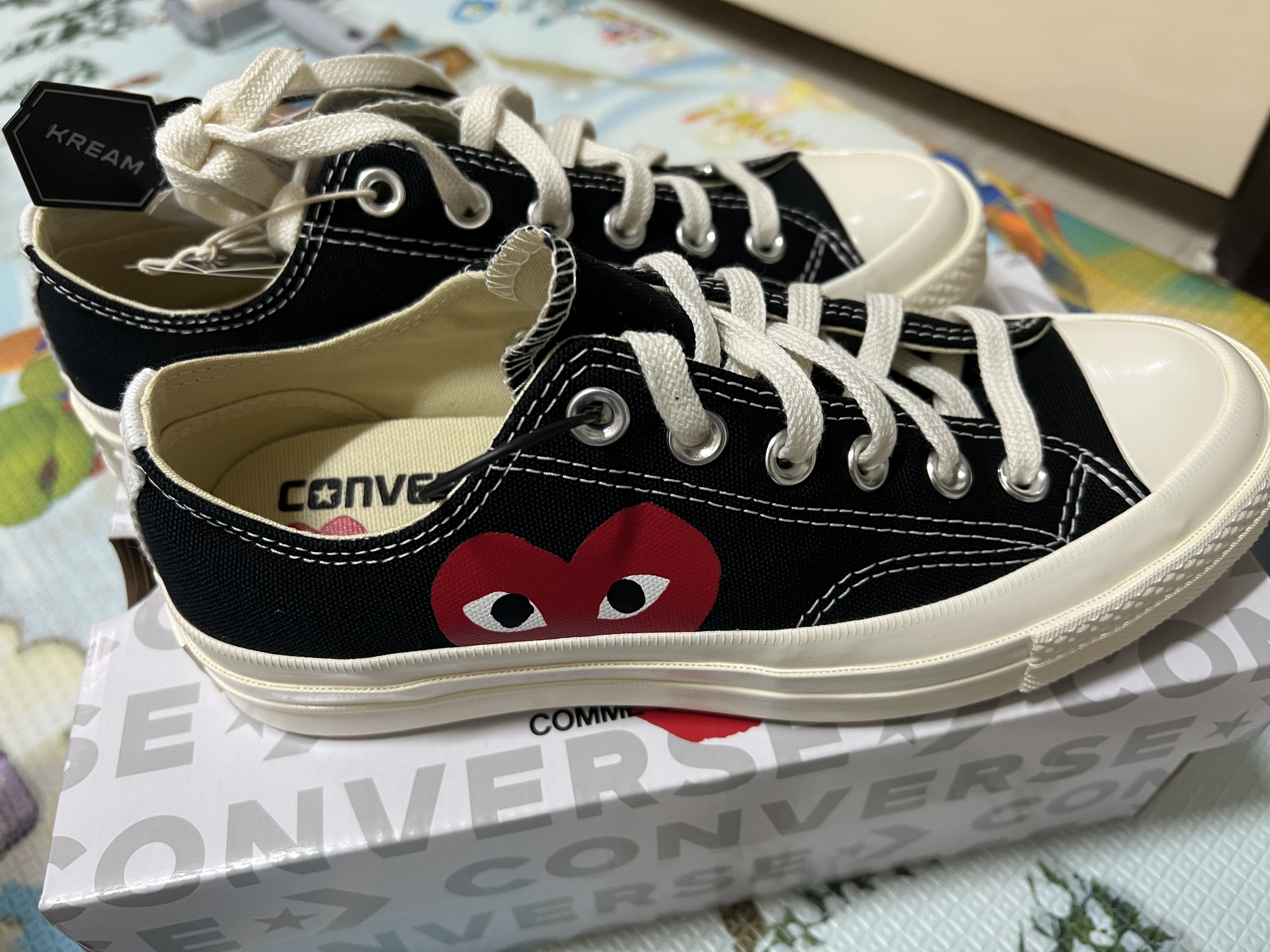 Converse x Play Comme des Garcons Chuck 70 Ox Black ์ฐฉ์ฉ ์คํ์ผ - 1