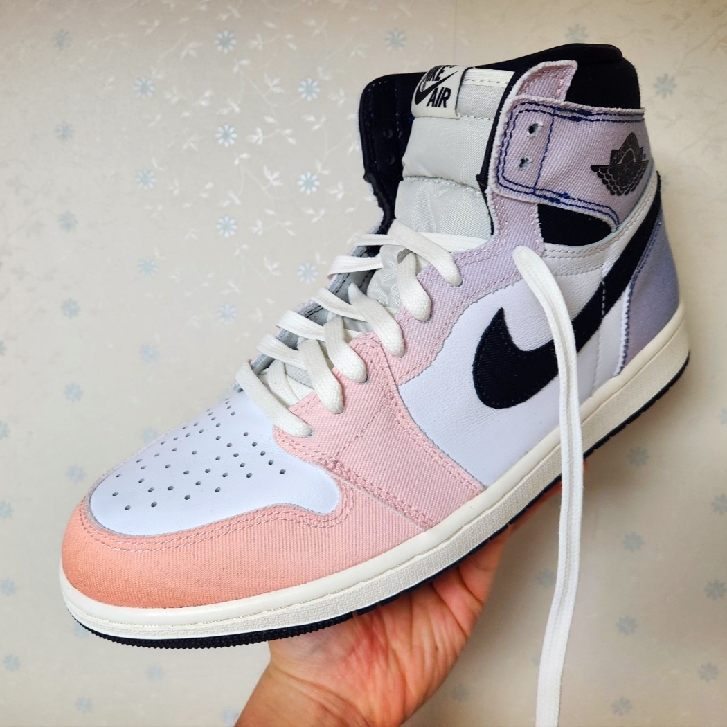 Jordan 1 Retro High OG Multi Color 착용 스타일 - 3
