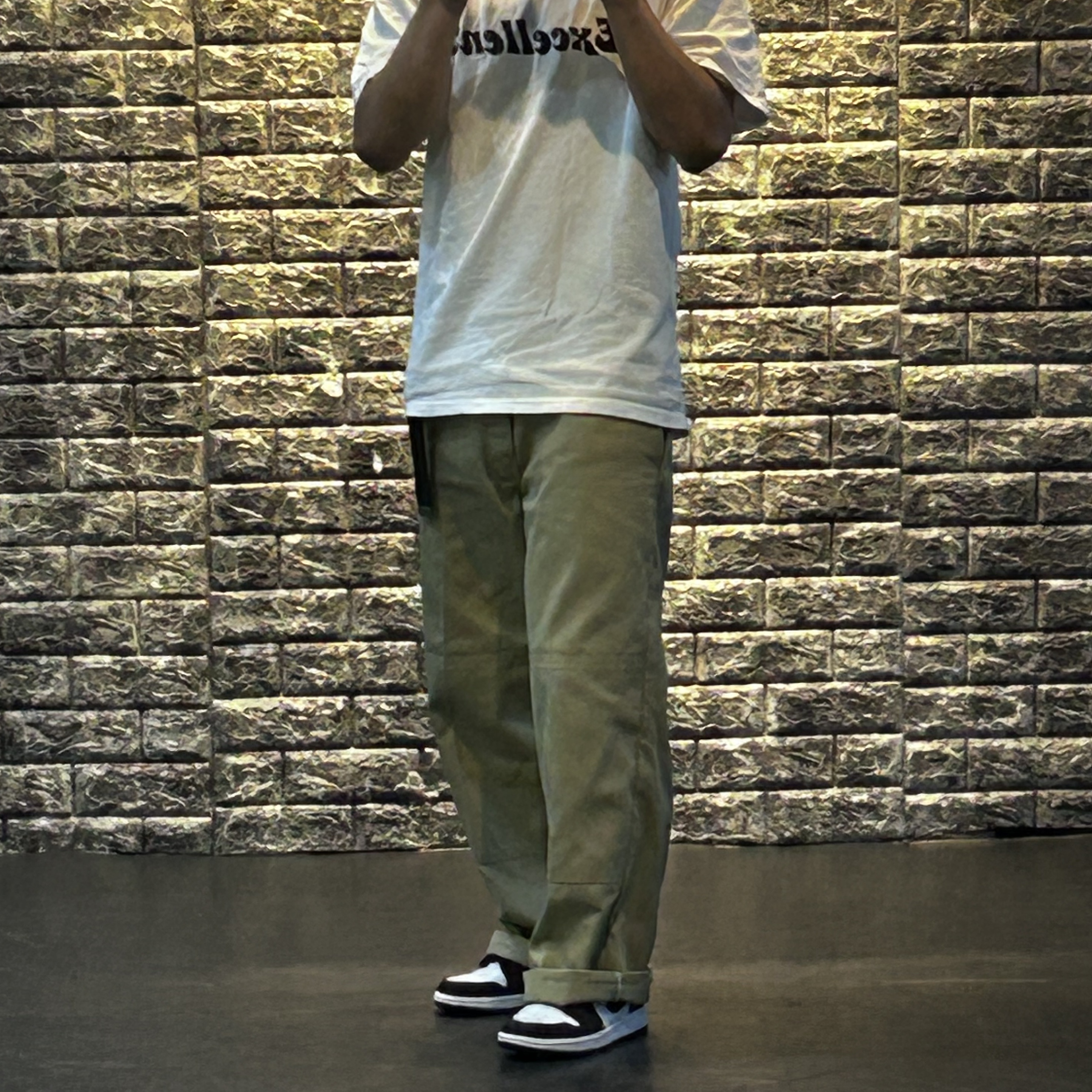 (W) Jordan 1 Low SE Utility White Gym Red Black 착용 스타일