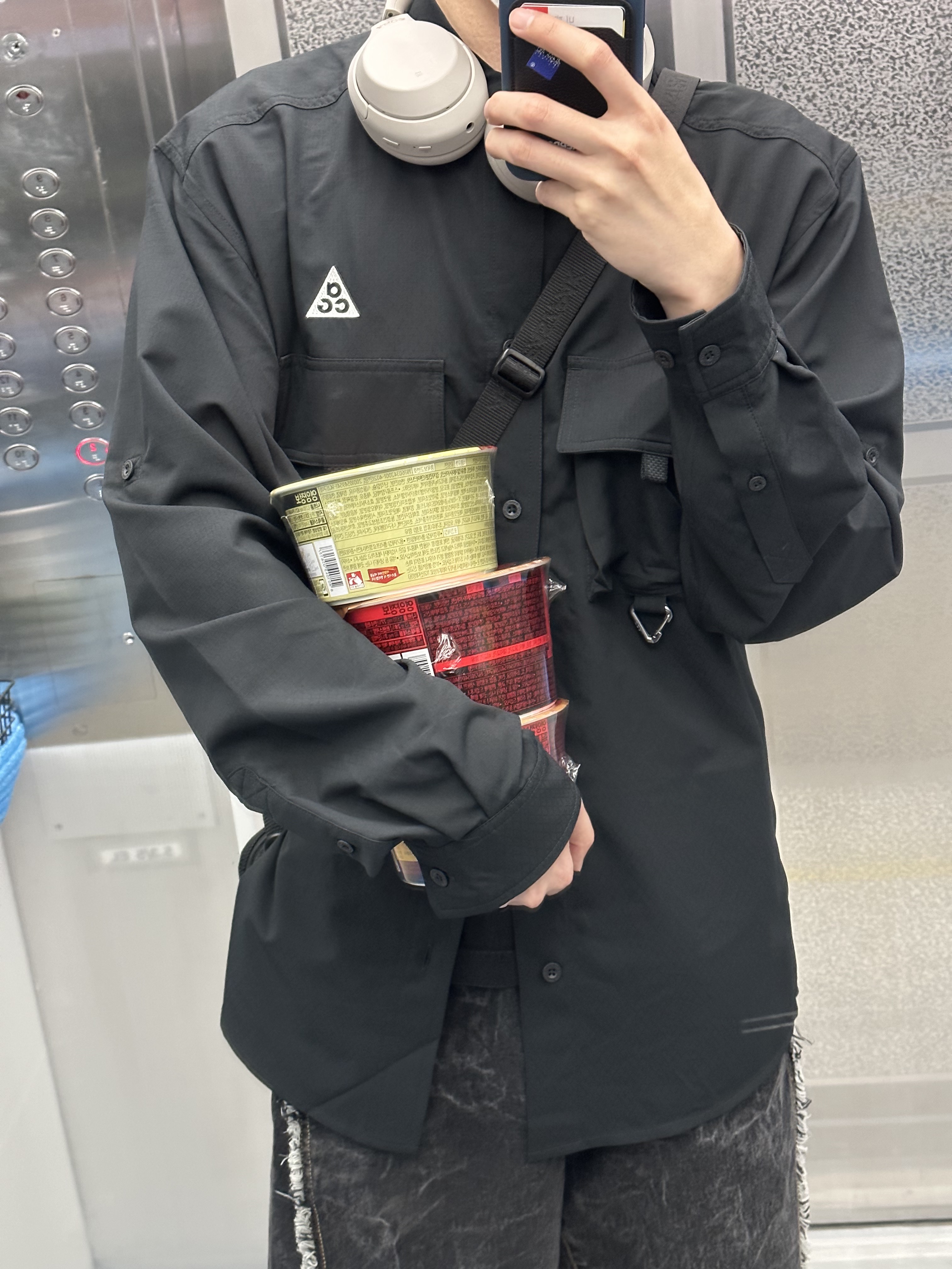 Nike ACG Dri-Fit UV Devastation Trail Shirt Black Summit White - Asia, Sony WH-1000XM4 Platinum Silver (Korean Ver.) 착용 스타일
