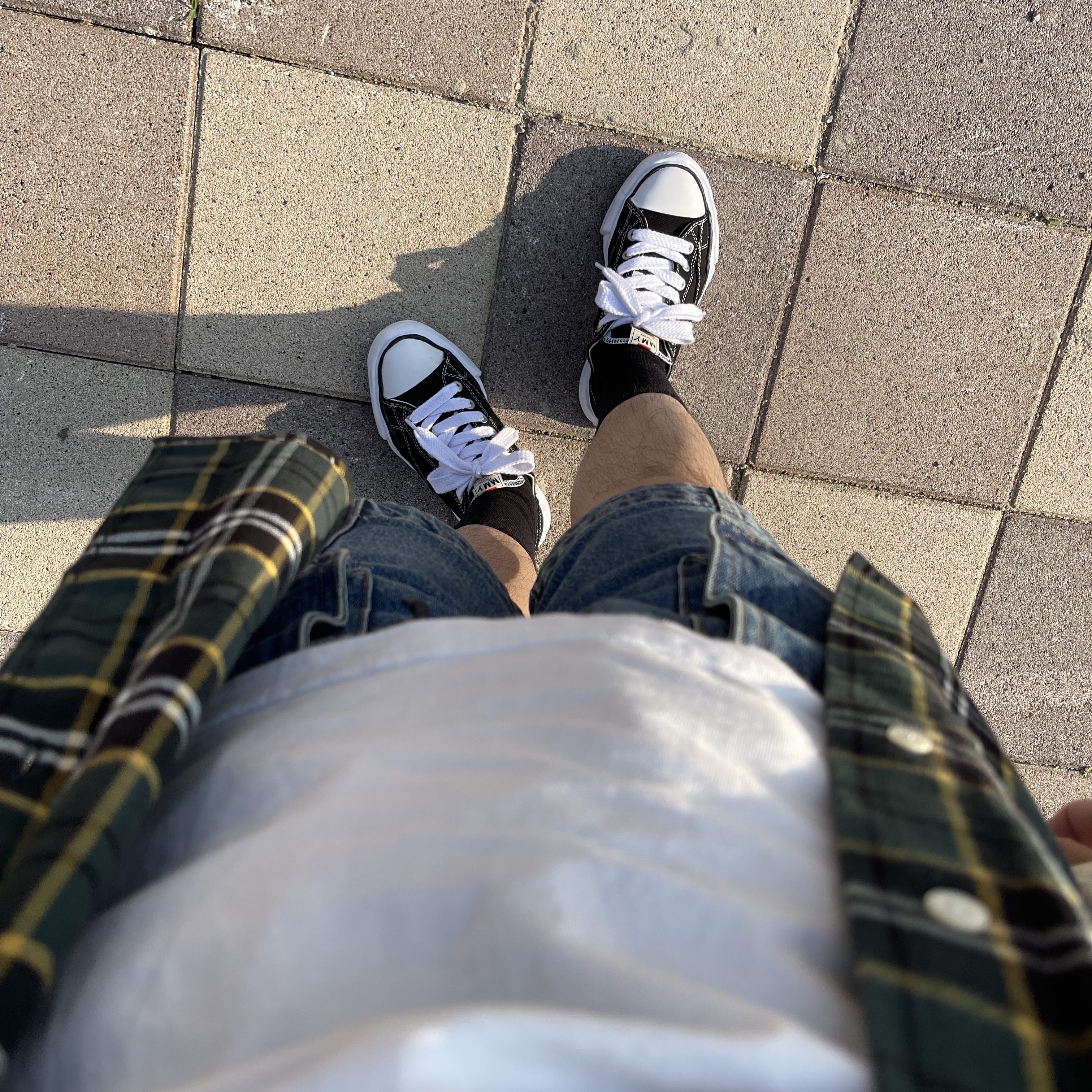 Maison Mihara Yasuhiro Peterson OG Sole Canvas Low Sneakers Black 착용 스타일