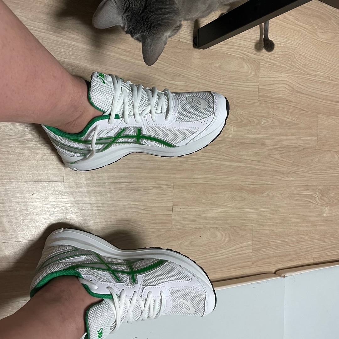 Asics Jog 100 S White Green - 2E Wide 착용 스타일