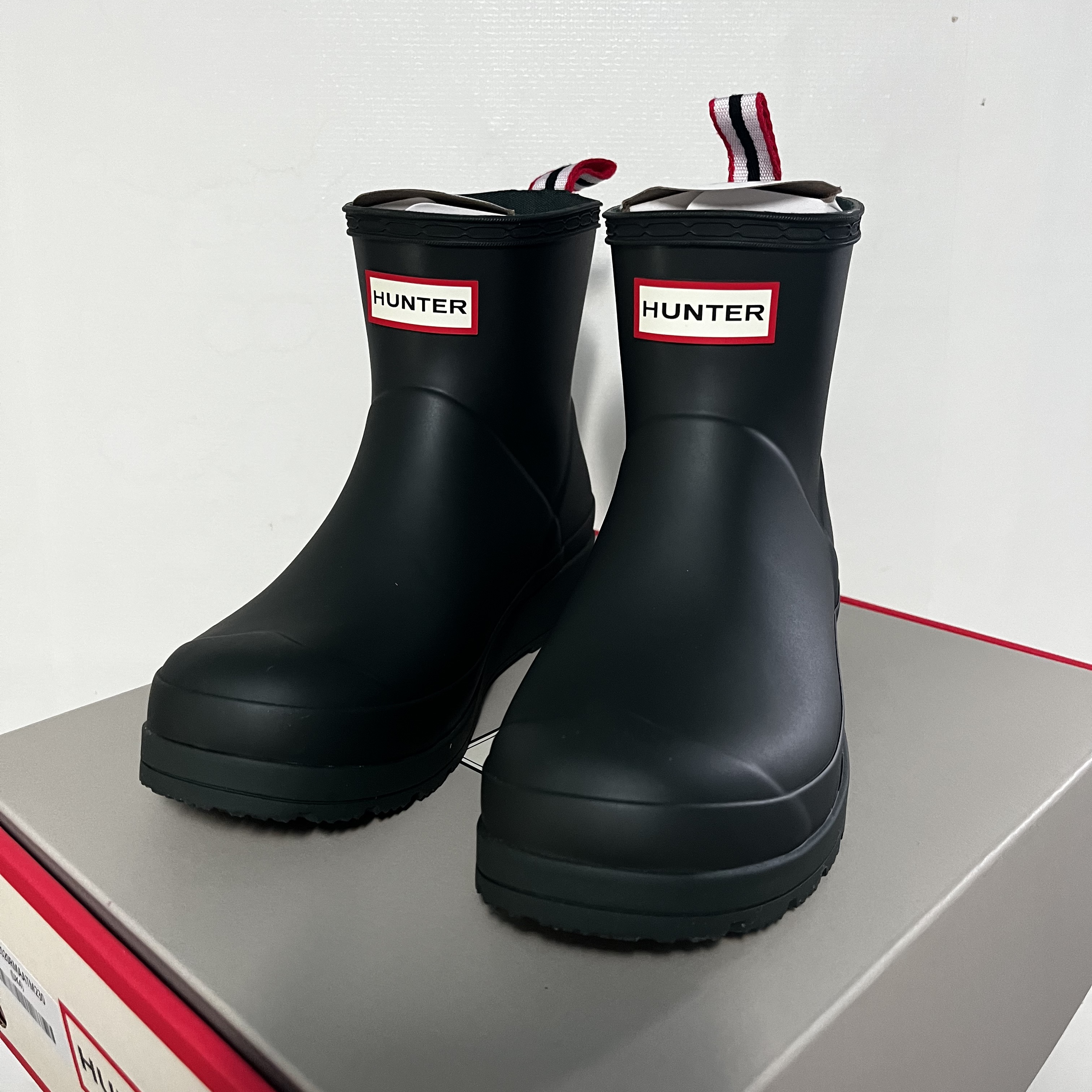 (W) Hunter Play Short Wellington Boots Arctic Moss 착용 스타일 - 2