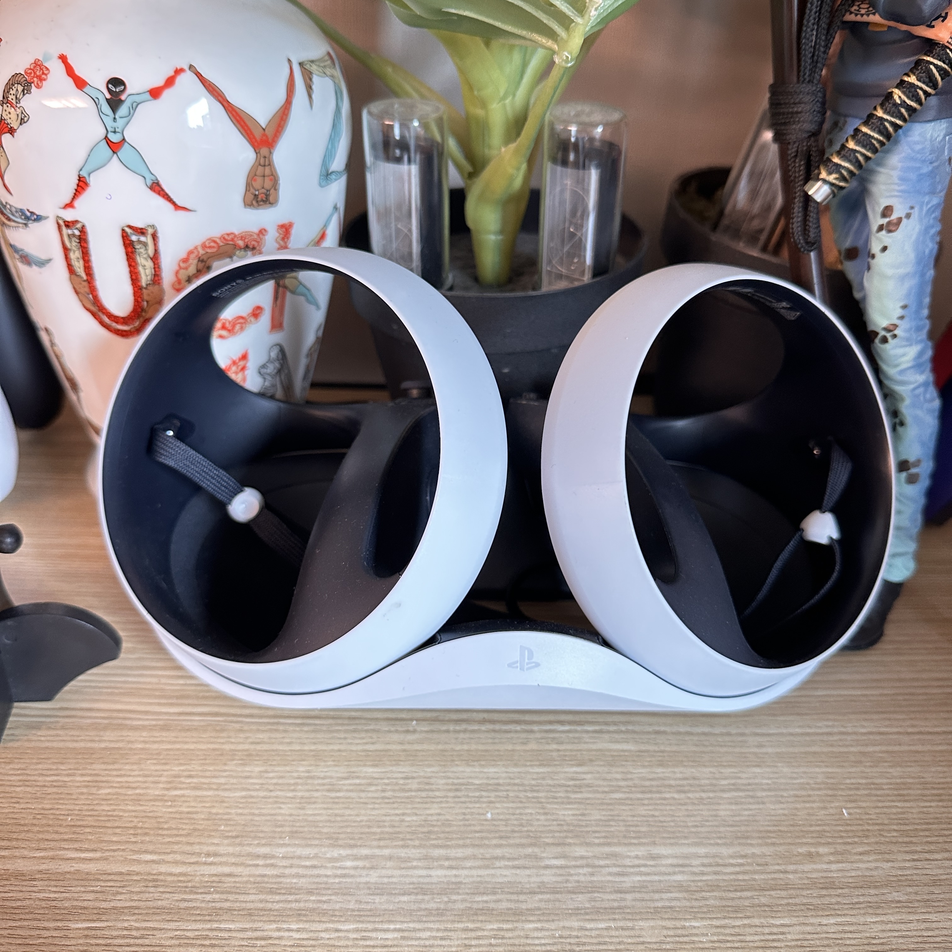 Playstation VR2 Sense Controller Charging Station (Korean Ver.) 착용 스타일