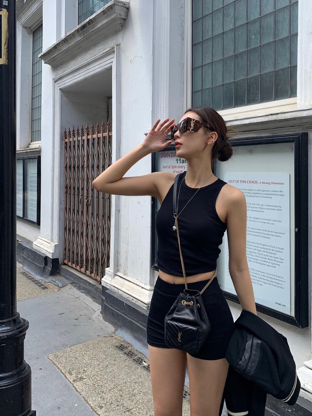 Saint Laurent Joe Mini Bucket Bag in Quilted Lambskin Black 착용 스타일