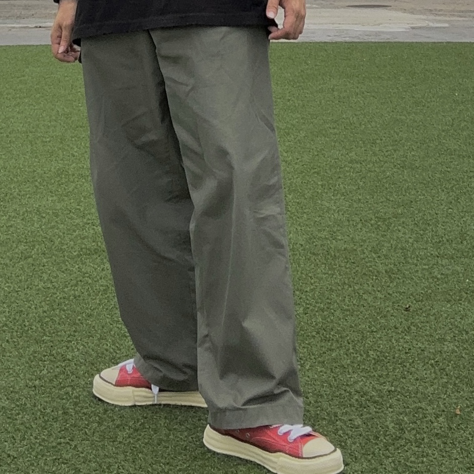 Maison Mihara Yasuhiro Peterson VL OG Sole Canvas Low-top Sneakers Orange 착용 스타일 - 1