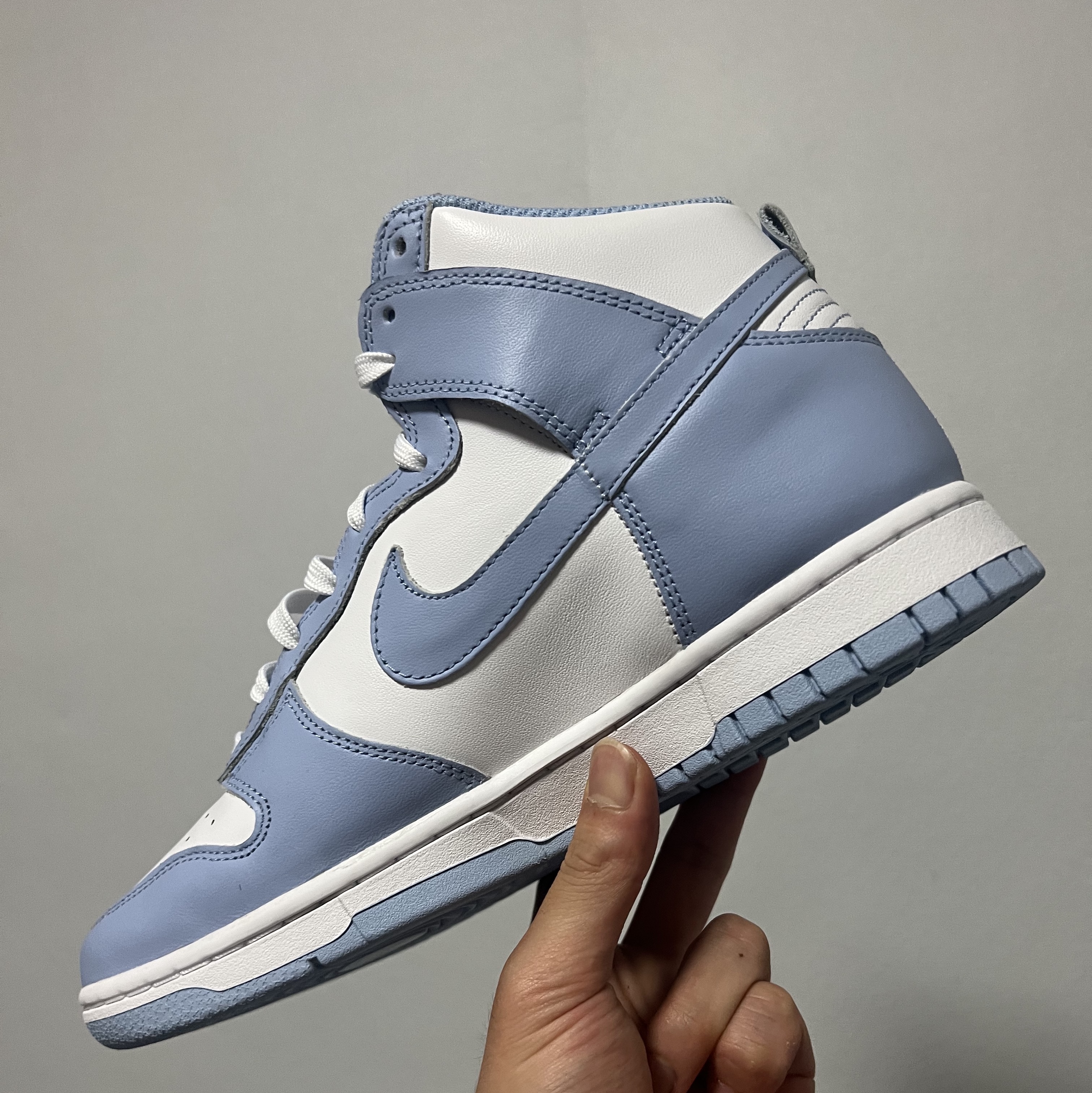 (W) Nike Dunk High Aluminum 착용 스타일