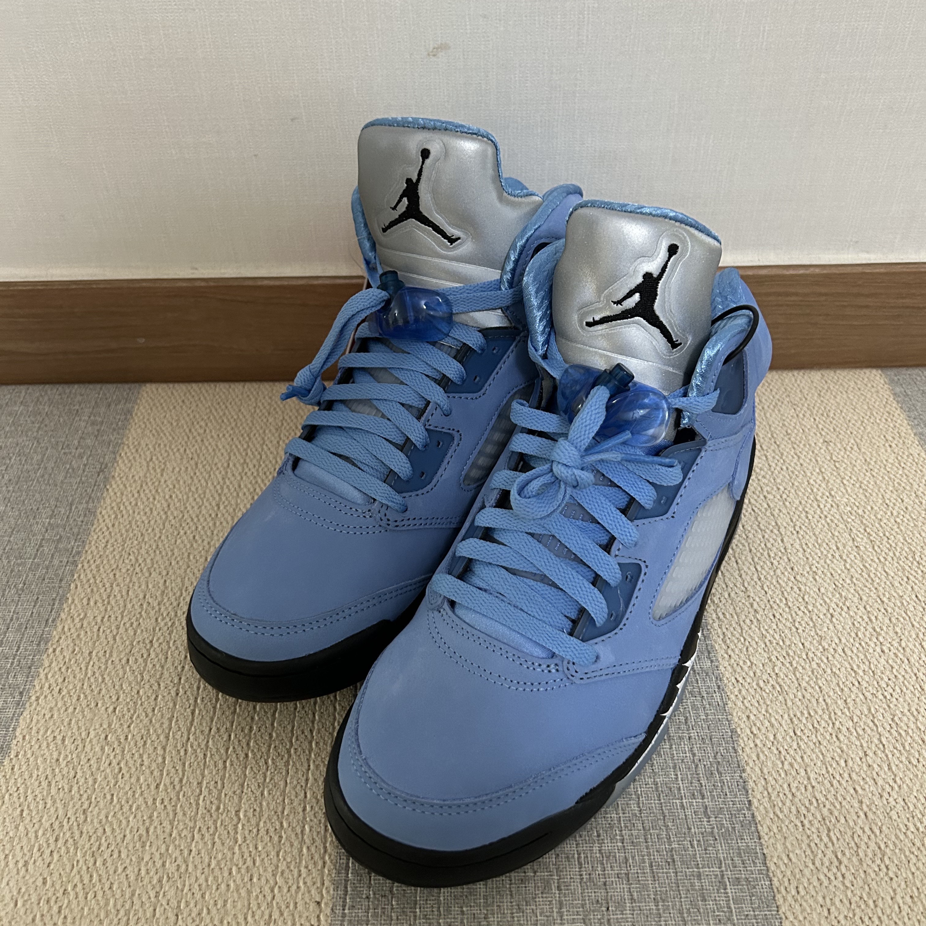 Jordan 5 Retro University Blue 착용 스타일