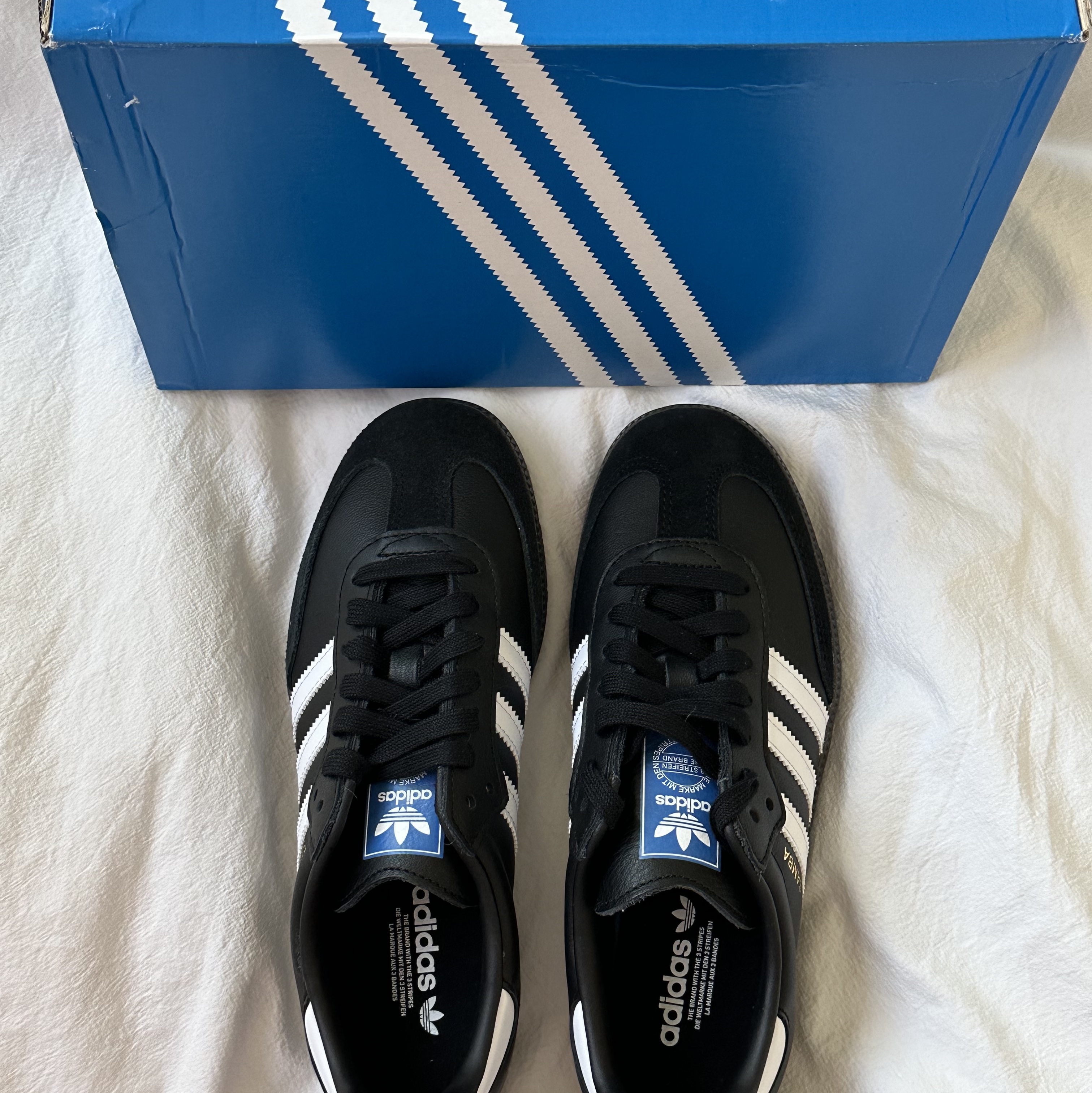Adidas Samba OG Black White Gum 착용 스타일 - 1