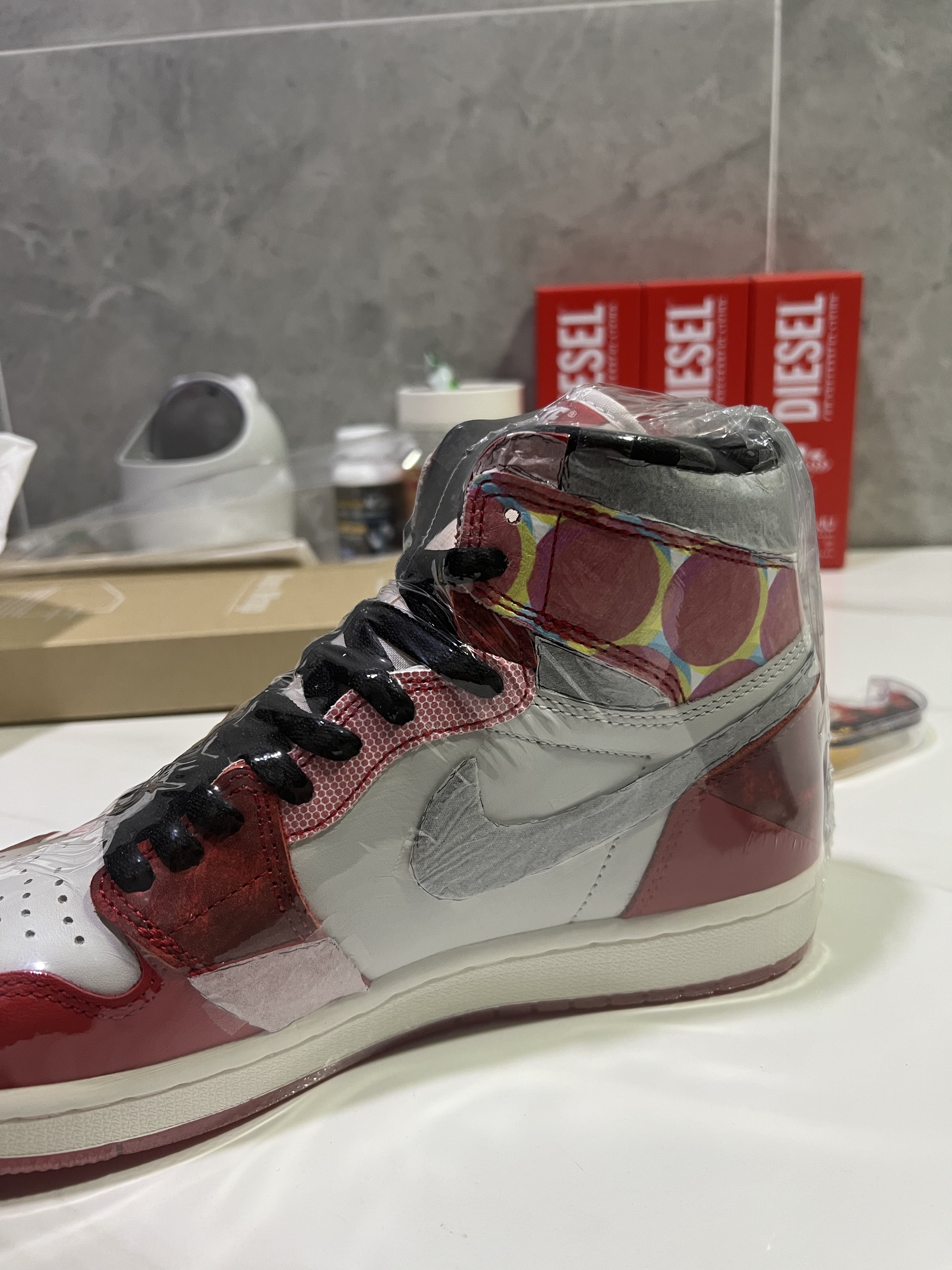 Jordan 1 Retro High Spider-Man Next Chapter 착용 스타일 - 2