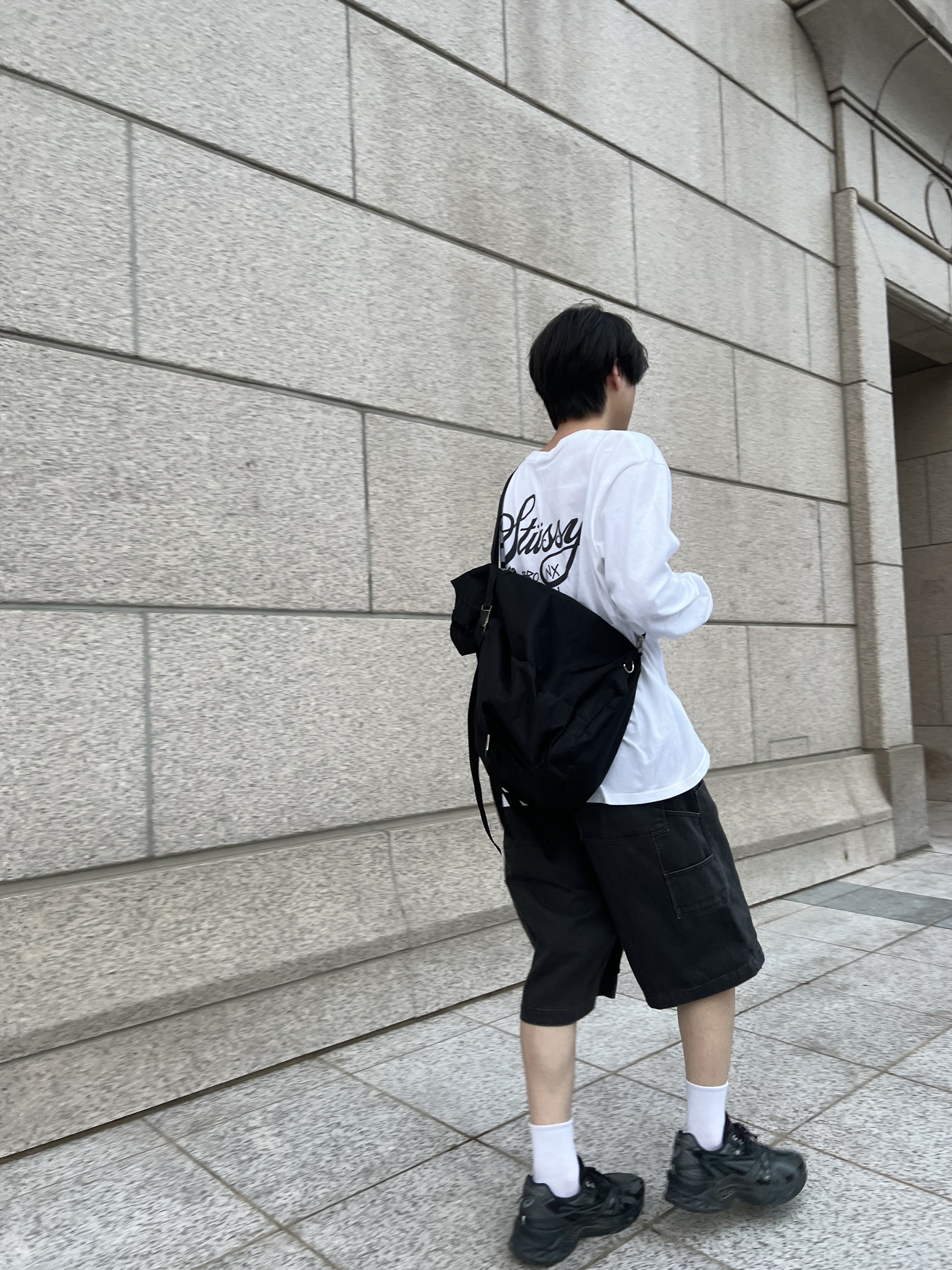 Asics x Andersson Bell HN2-S Protoblast Black, Stussy World Tour LS T-Shirt White 착용 스타일 - 3
