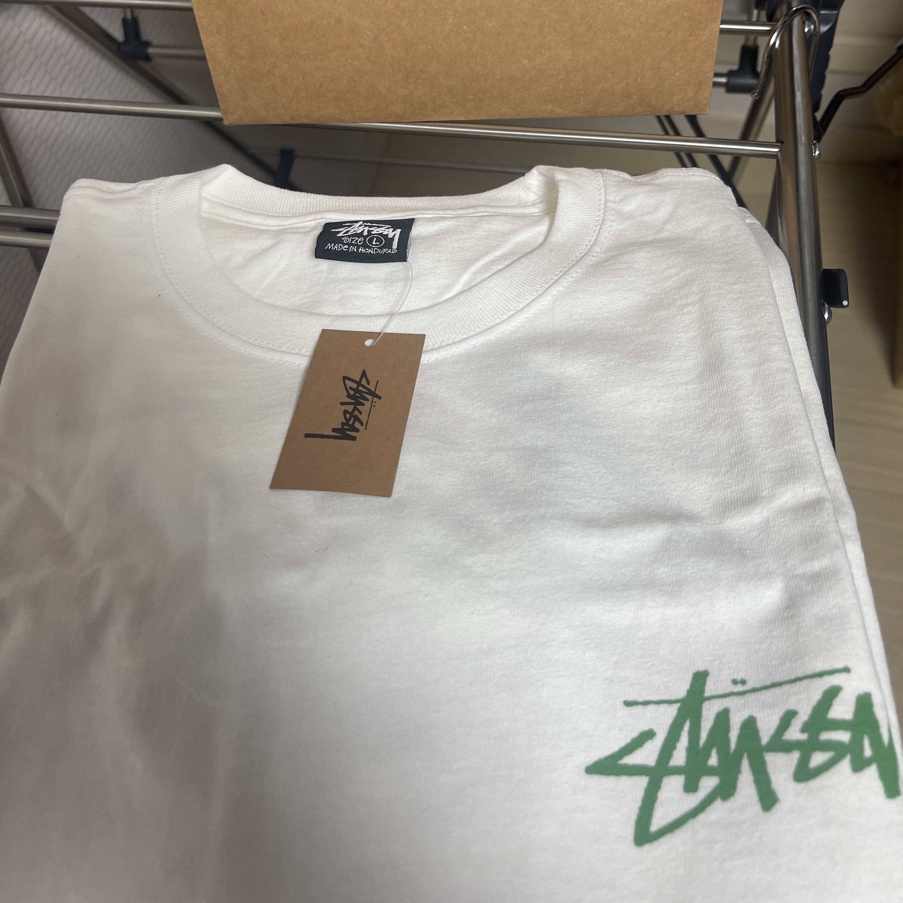 Stussy Landin T-Shirt White 착용 스타일