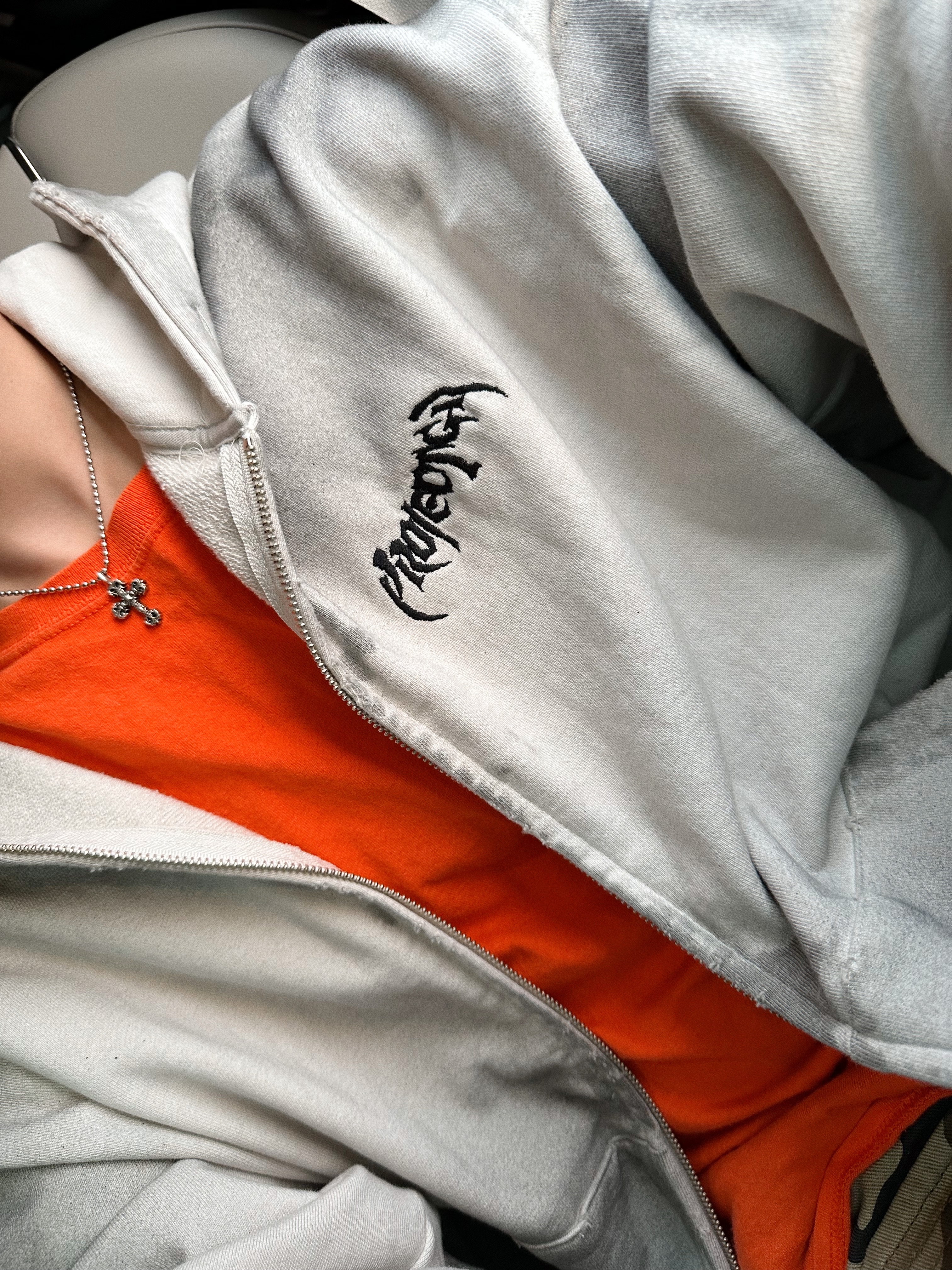 Project G/R Furious Logo Applique Zip Hoodie Grey - 10 Corso Como Exclusive, Balenciaga x Crocs Rubber Boot Black 착용 스타일 - 3