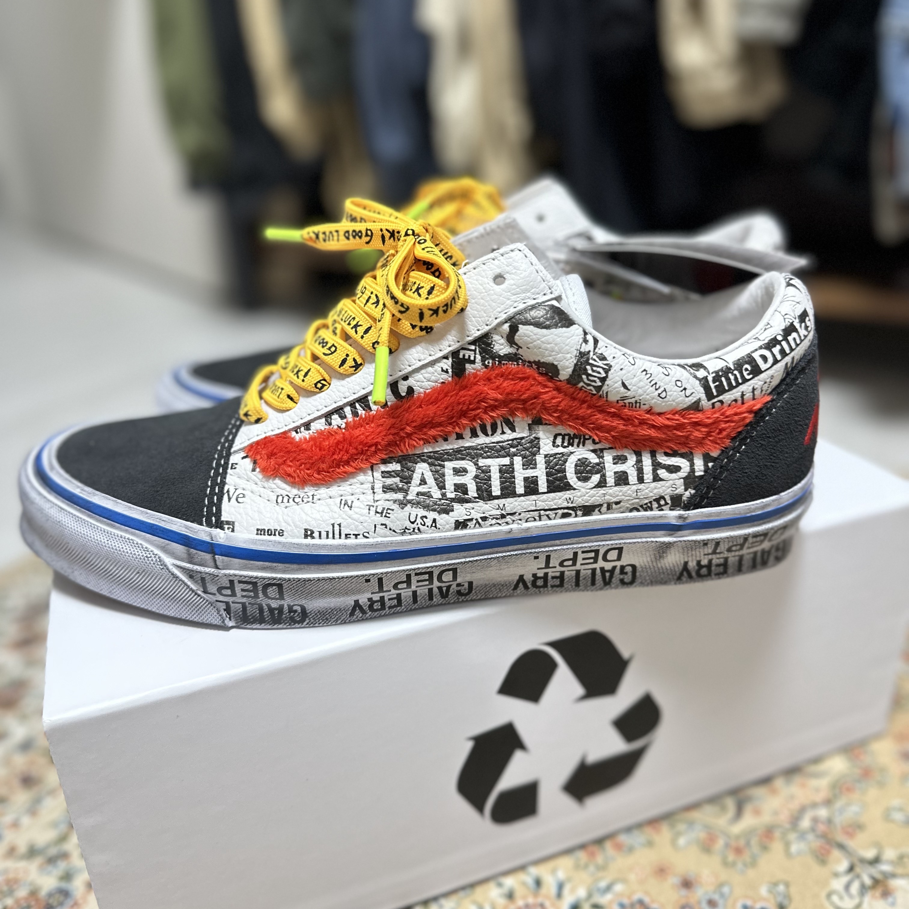 Vans Vault x Gallery Dept. OG Old Skool LX 착용 스타일