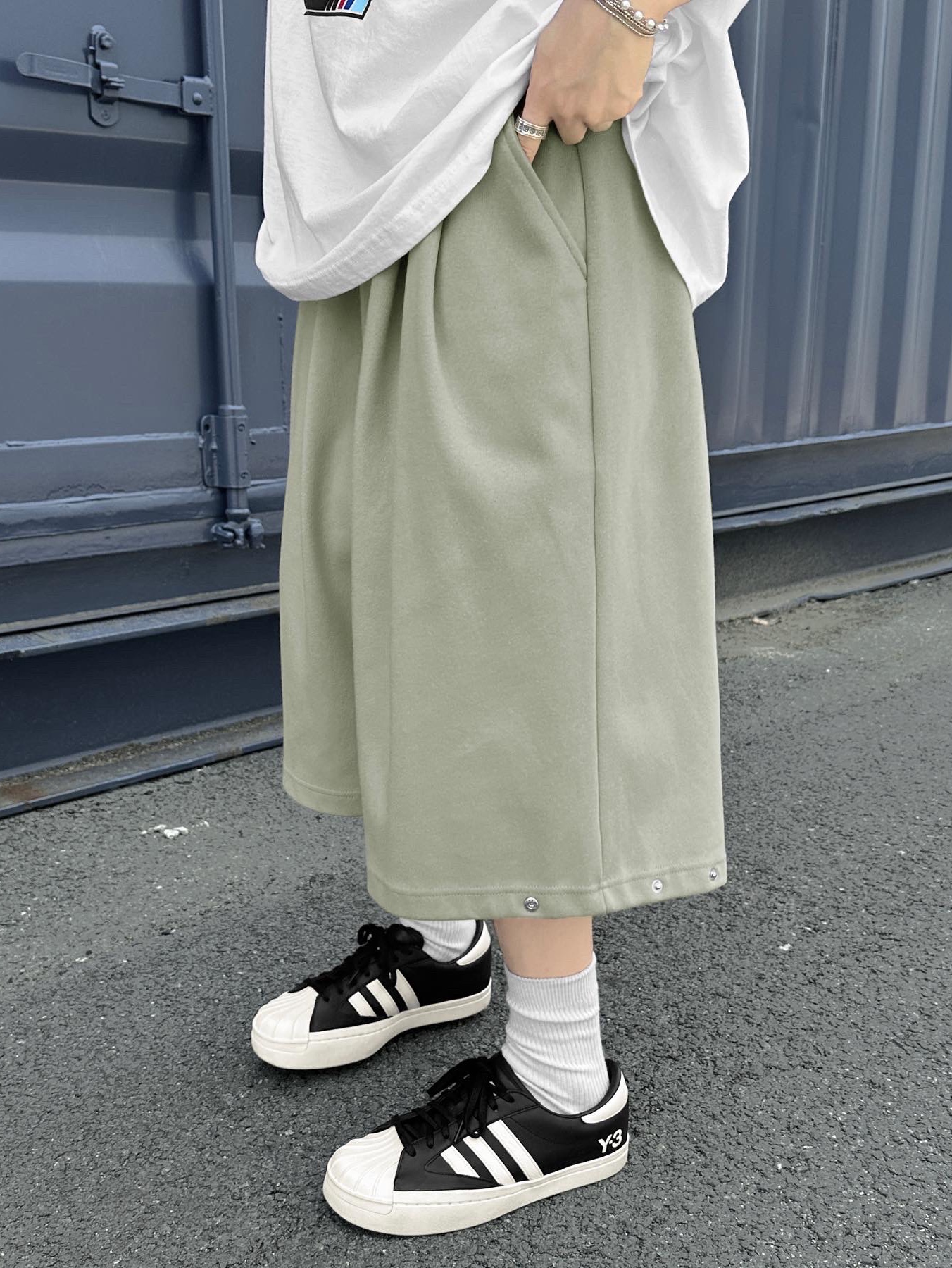 Y-3 Yohji Star Black White 착용 스타일 - 2