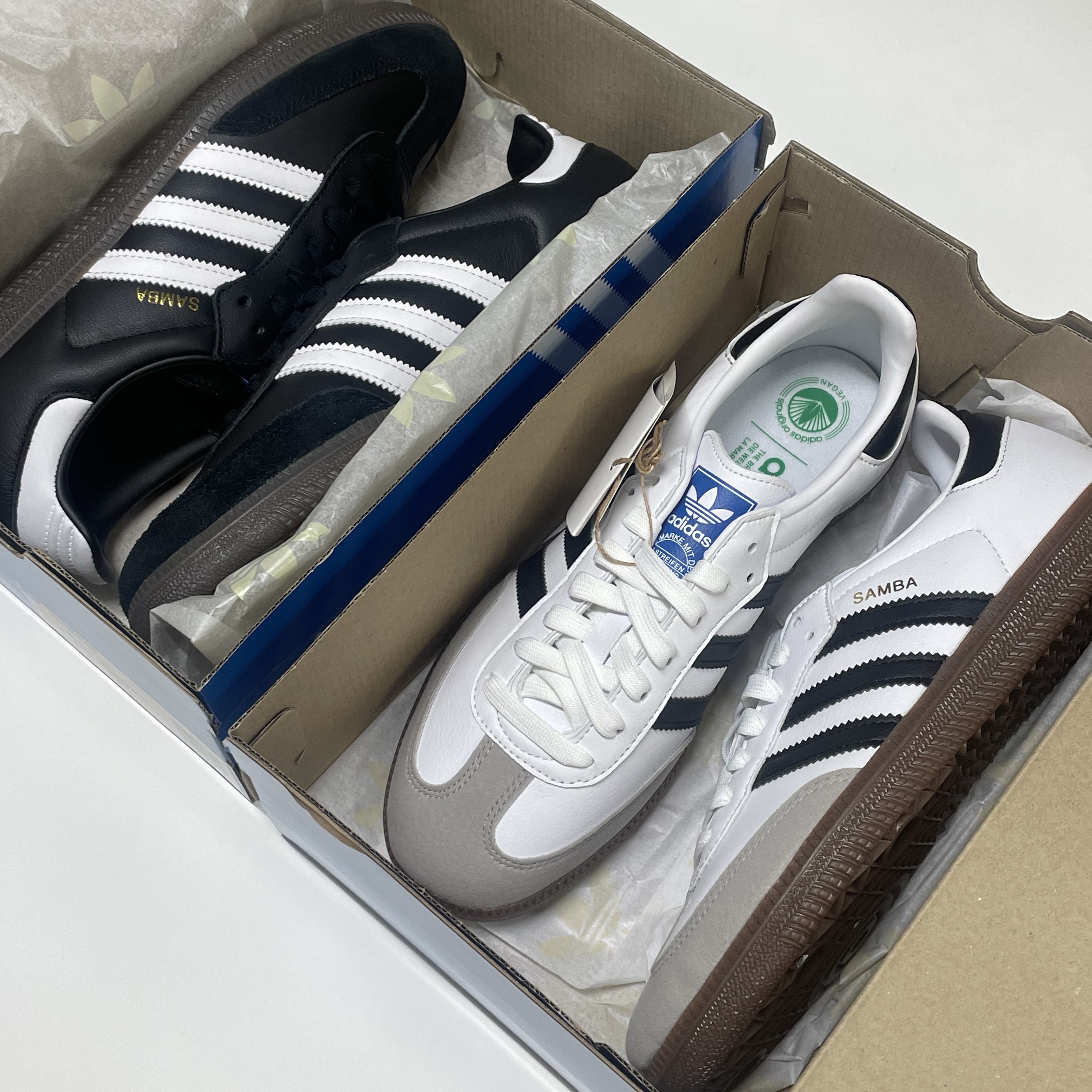 Adidas Samba Vegan White Black, Adidas Samba OG Black White Gum 착용 스타일 - 1
