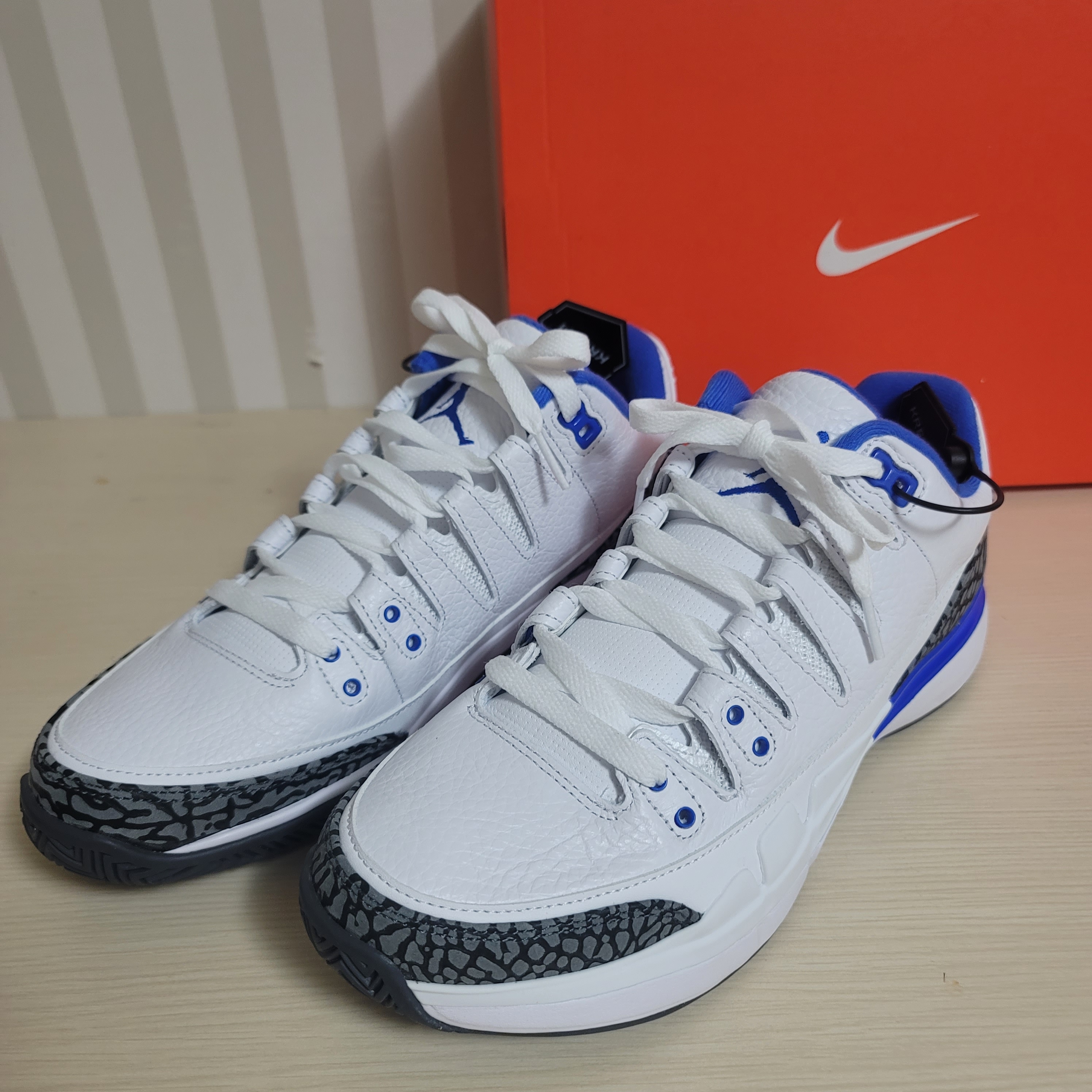 Nike Court Air Zoom Vapor AJ3 Racer Blue 착용 스타일 - 1