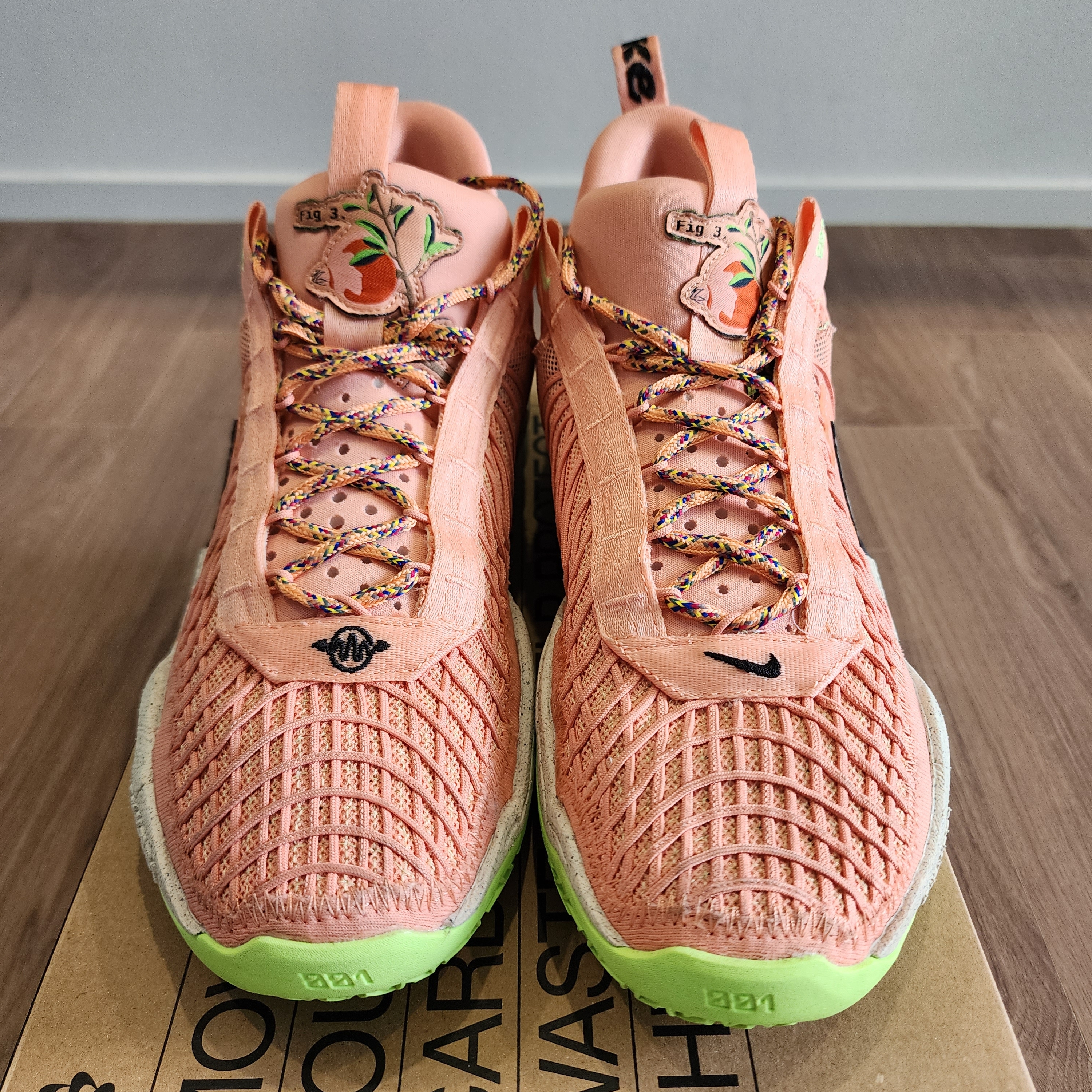 Nike Cosmic Unity Floral 착용 스타일 - 1