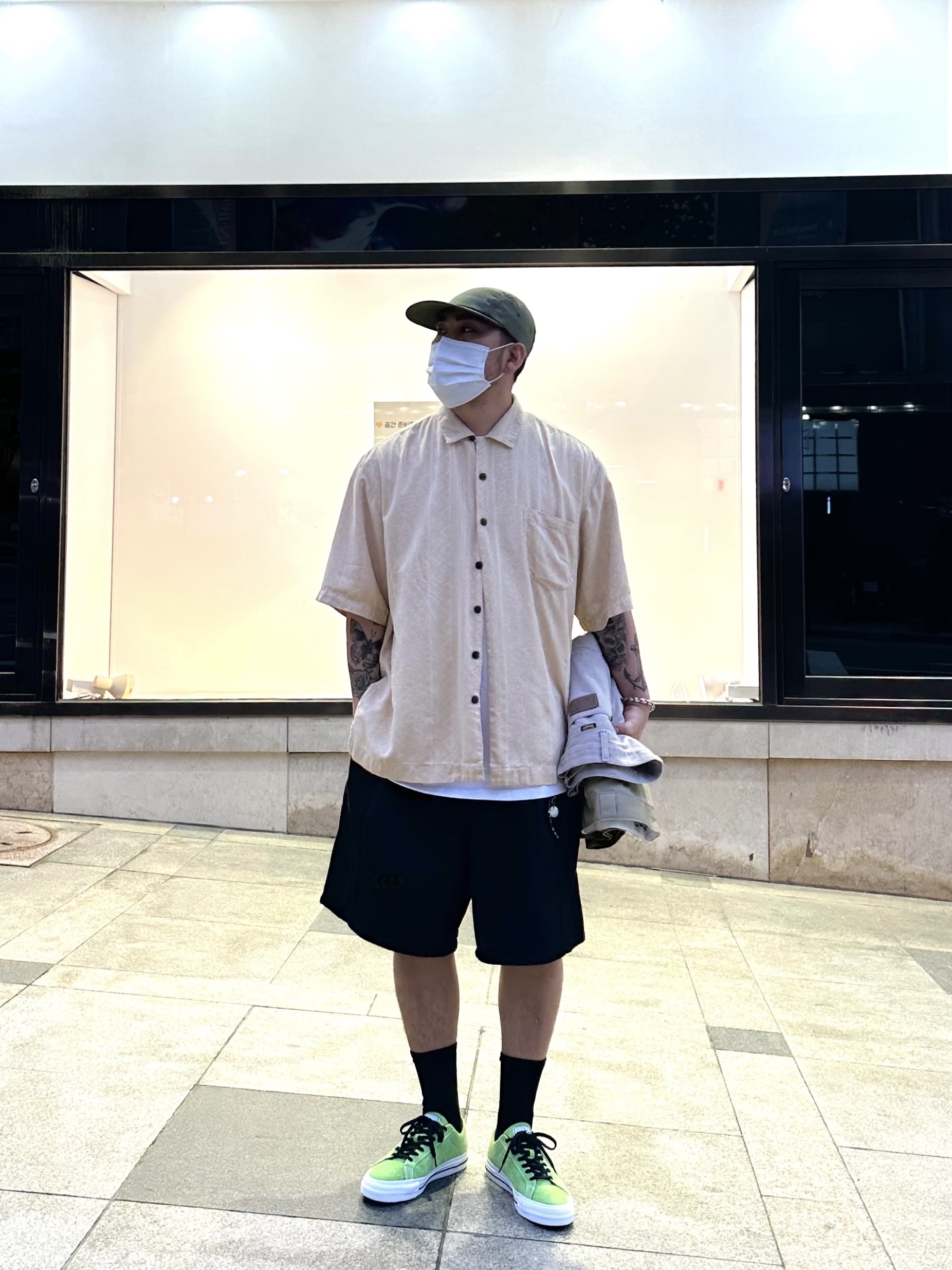 Converse x Stussy One Star Pro Ox 8 Ball Green 착용 스타일