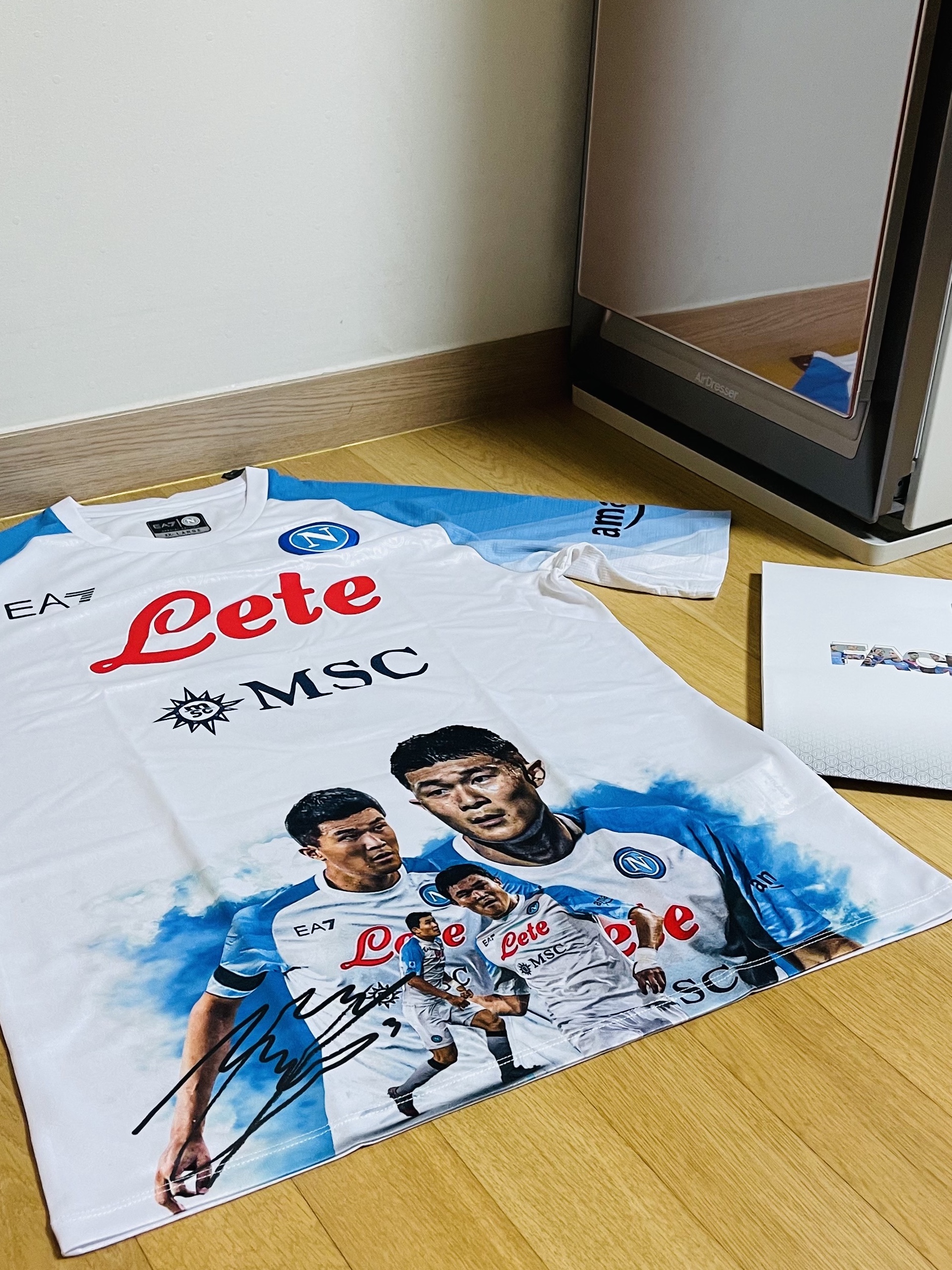 EA7 SSC Napoli 2022/23 Home Match Shirt Sky Blue (Non Marking Ver.), EA7 SSC Napoli 2022/23 Away Match Shirt White (Non Marking Ver.) 착용 스타일