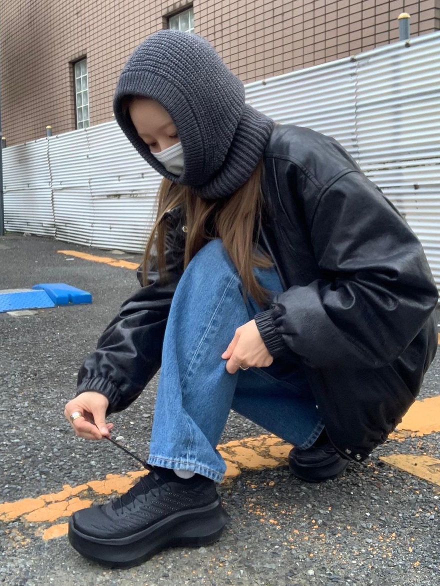 Salomon x Comme des Garcons Pulsar Platform Black 착용 스타일