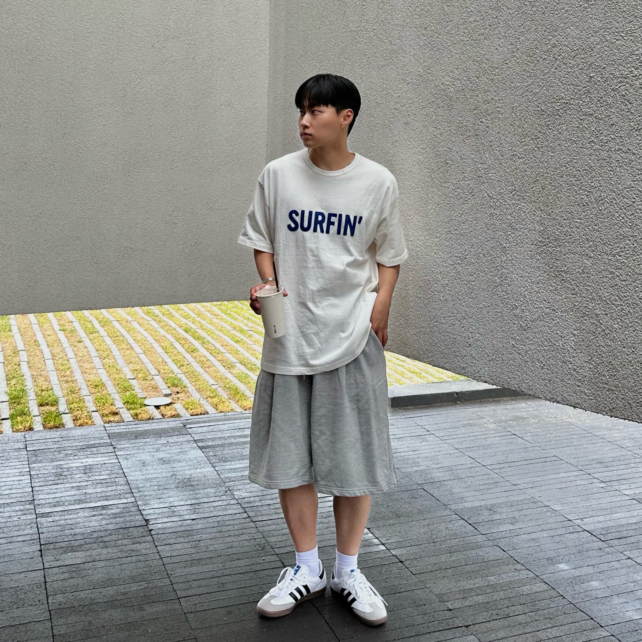 Adidas Samba Vegan White Black 착용 스타일 - 3