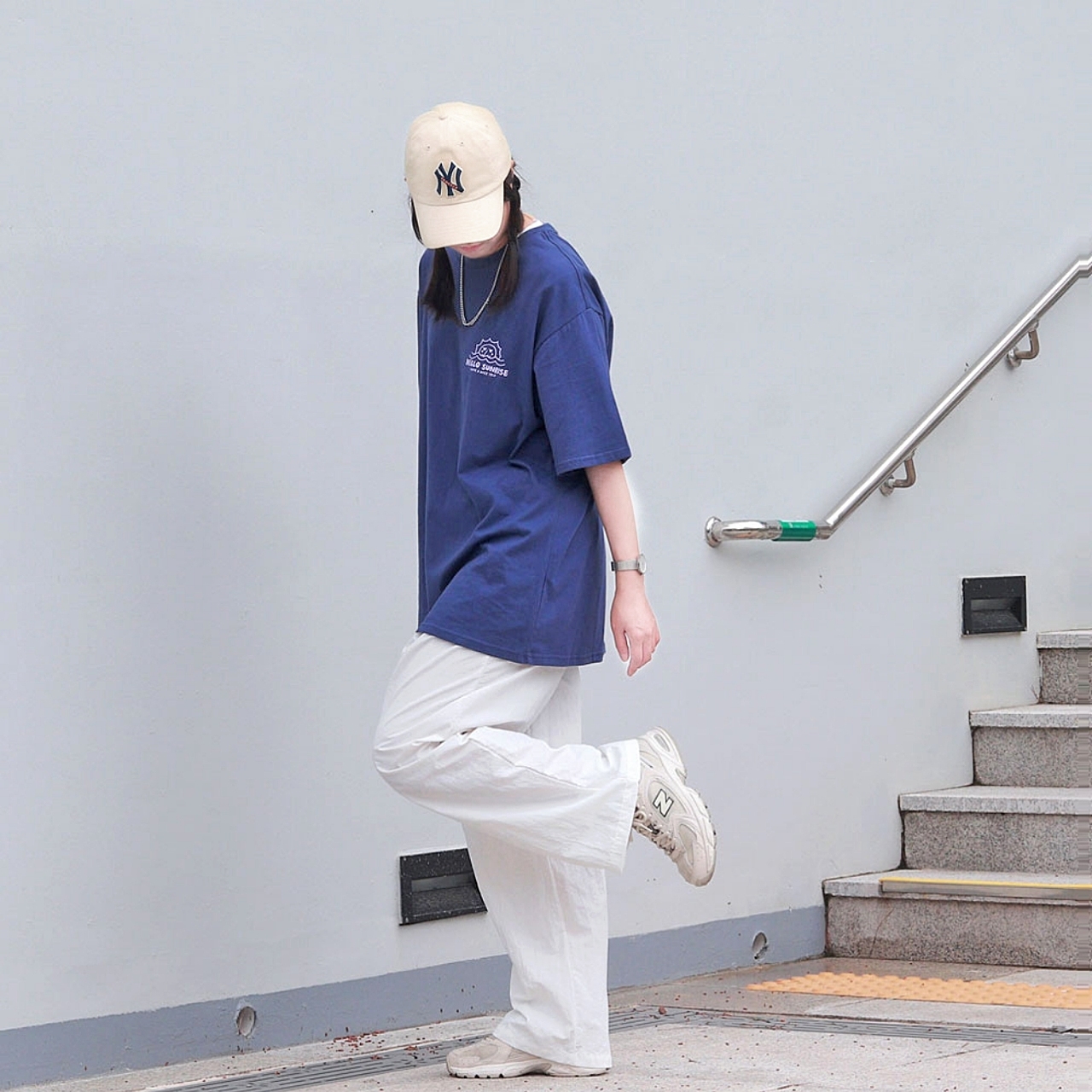New Balance 530 Ivory 착용 스타일 - 3