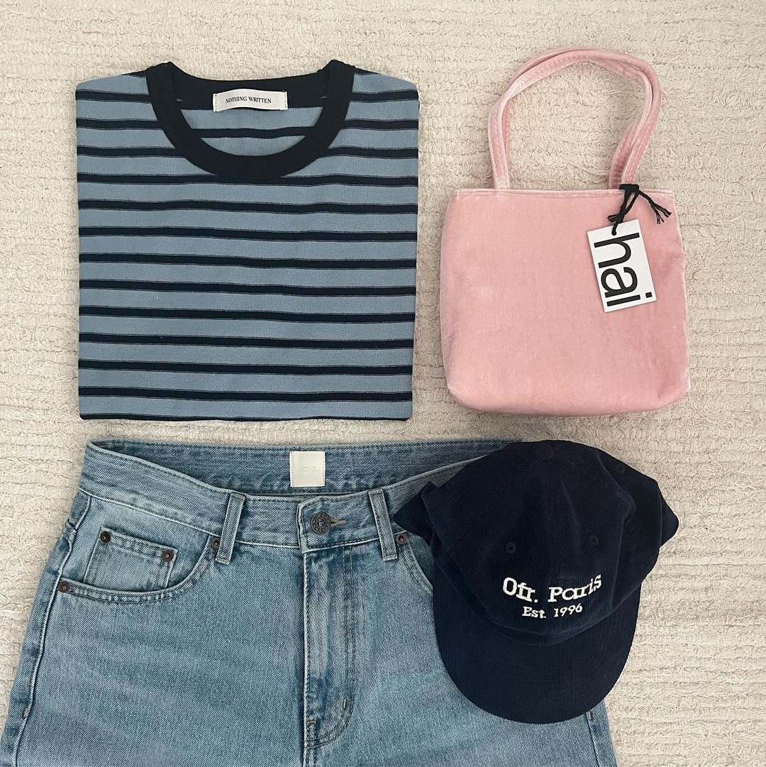 Hai Little Velvet Bag Pink 착용 스타일