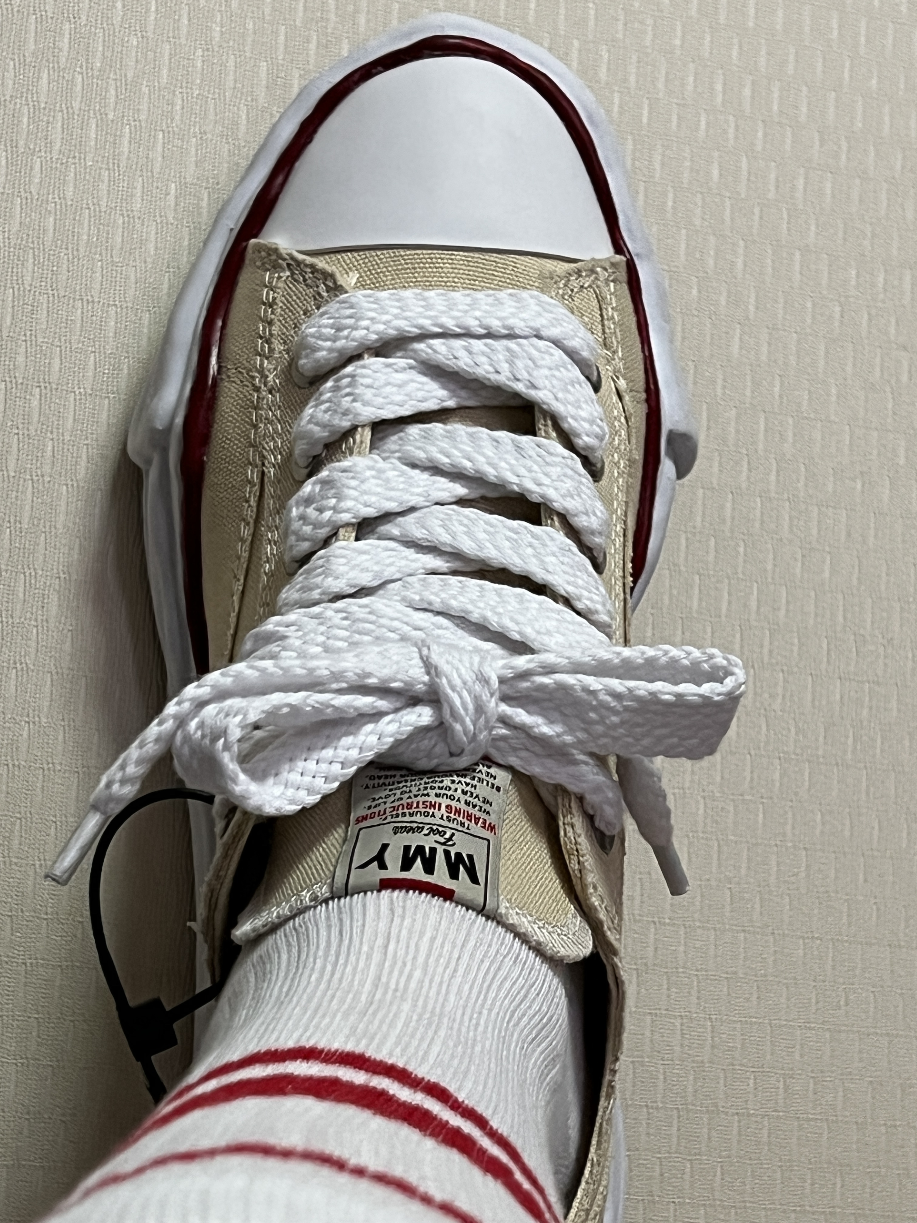 Maison Mihara Yasuhiro Peterson OG Sole Canvas Low-top Sneakers Natural 착용 스타일