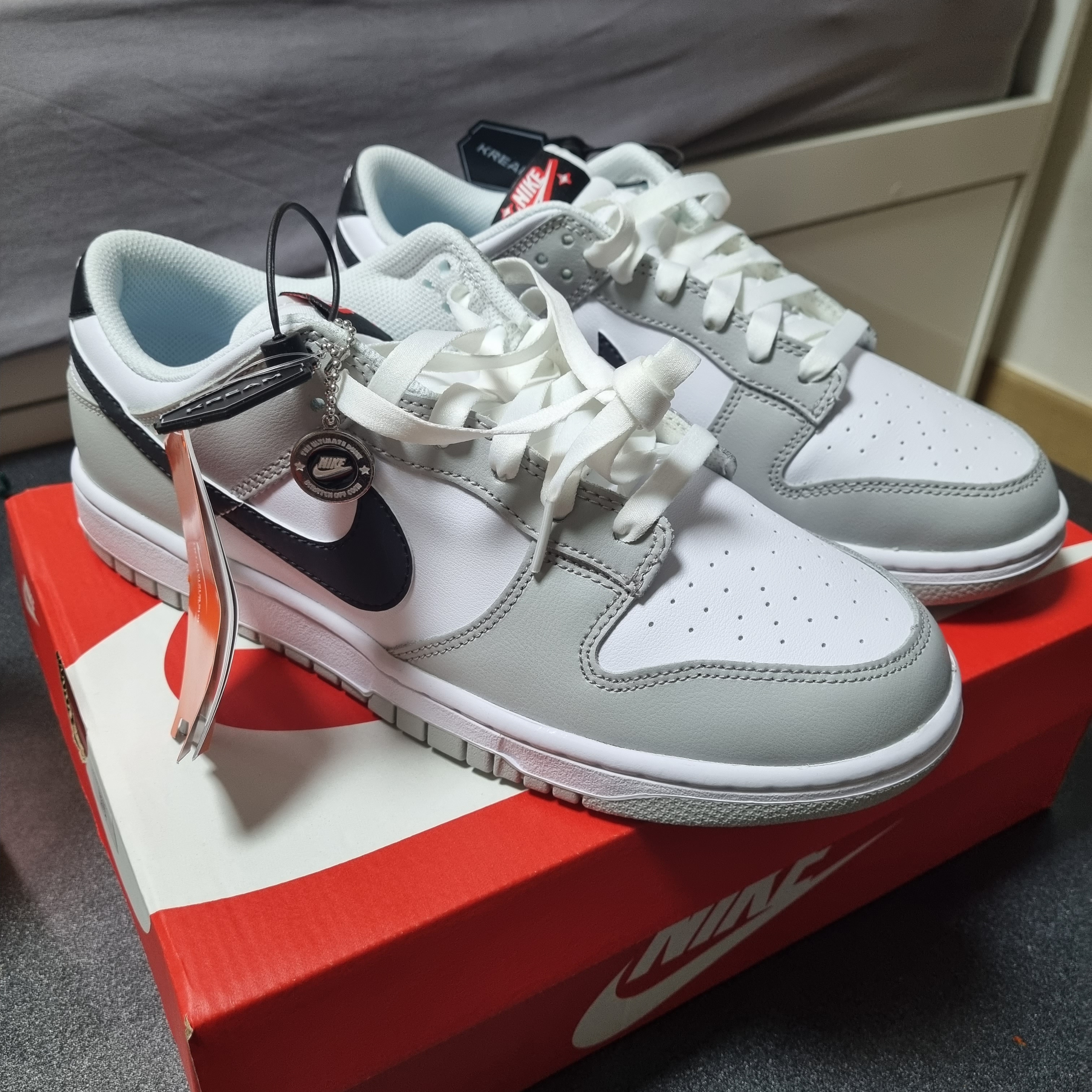 Nike Dunk Low Retro SE Jackpot Grey Fog 착용 스타일