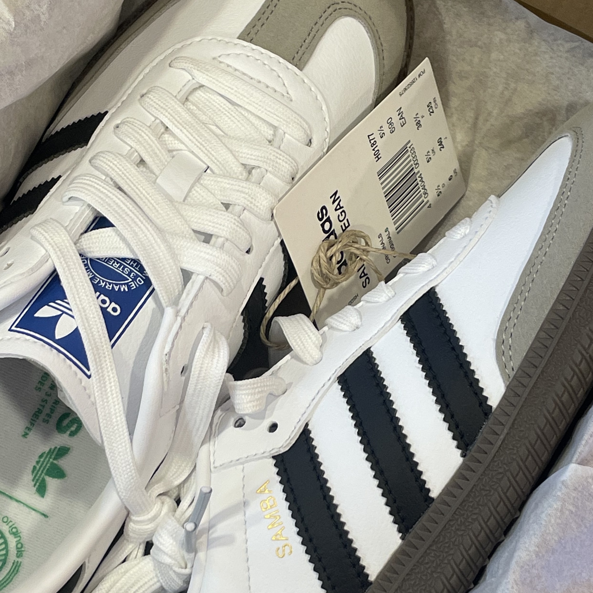 Adidas Samba Vegan White Black 착용 스타일