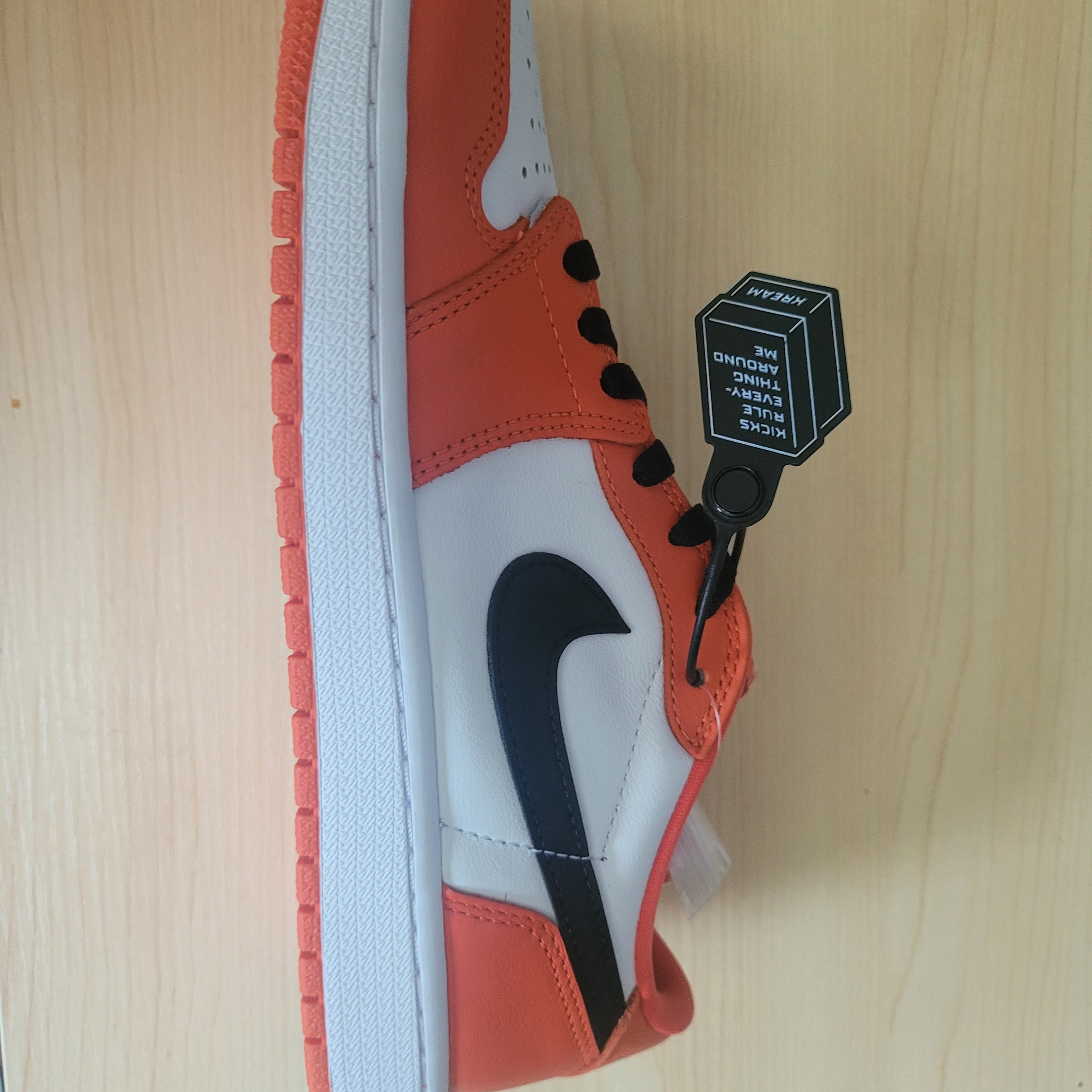 Jordan 1 Low OG Starfish 착용 스타일