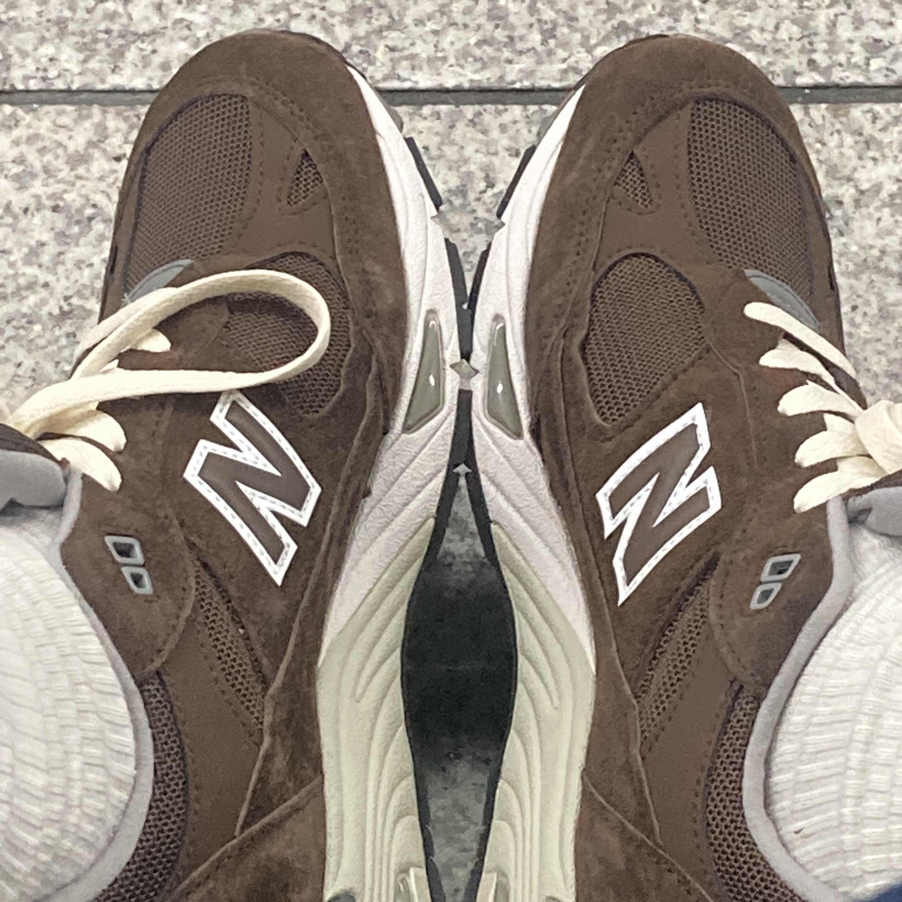 New Balance 991 Made in UK Mocha Brown 착용 스타일
